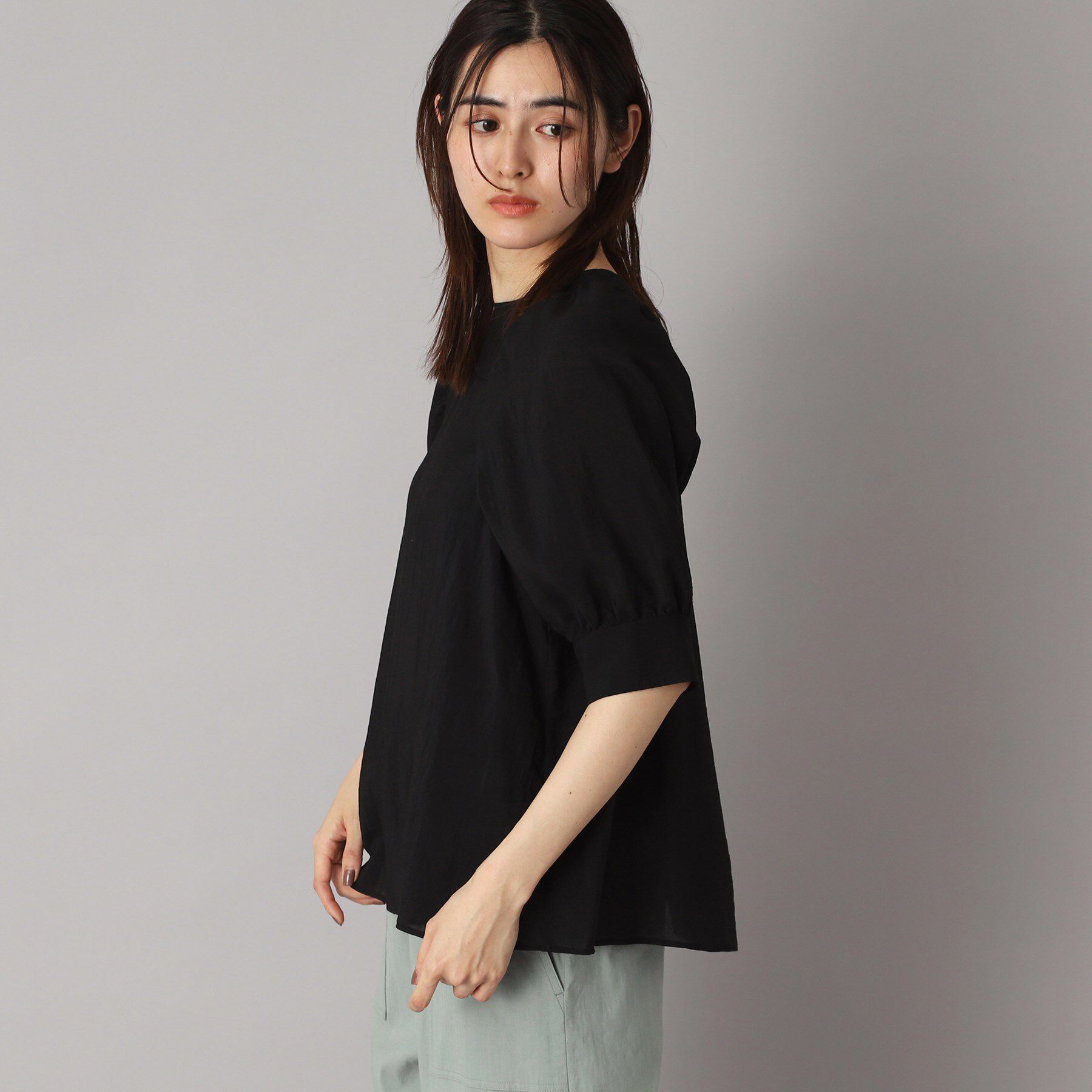 DRESSTERIOR「【洗える/清涼感】ボリュームスリーブバックジップブラウス」|シャツ・ブラウス|