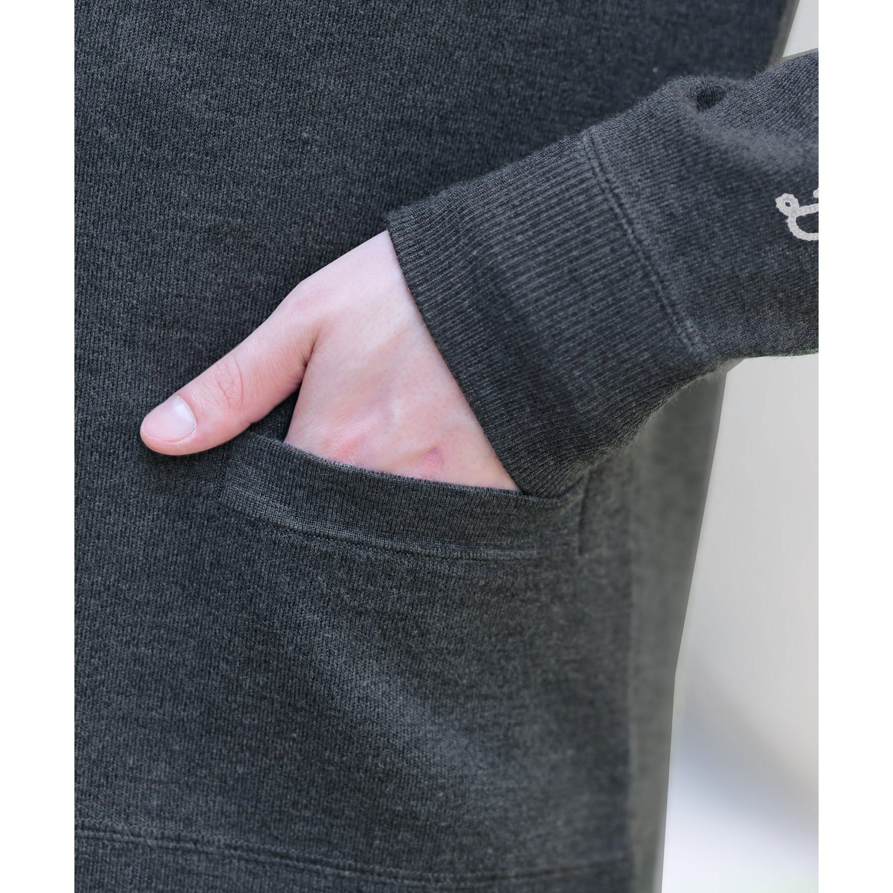 DRESSTERIOR「ウォッシャブル アームライン ラウンドカーディガン」|カーディガン|