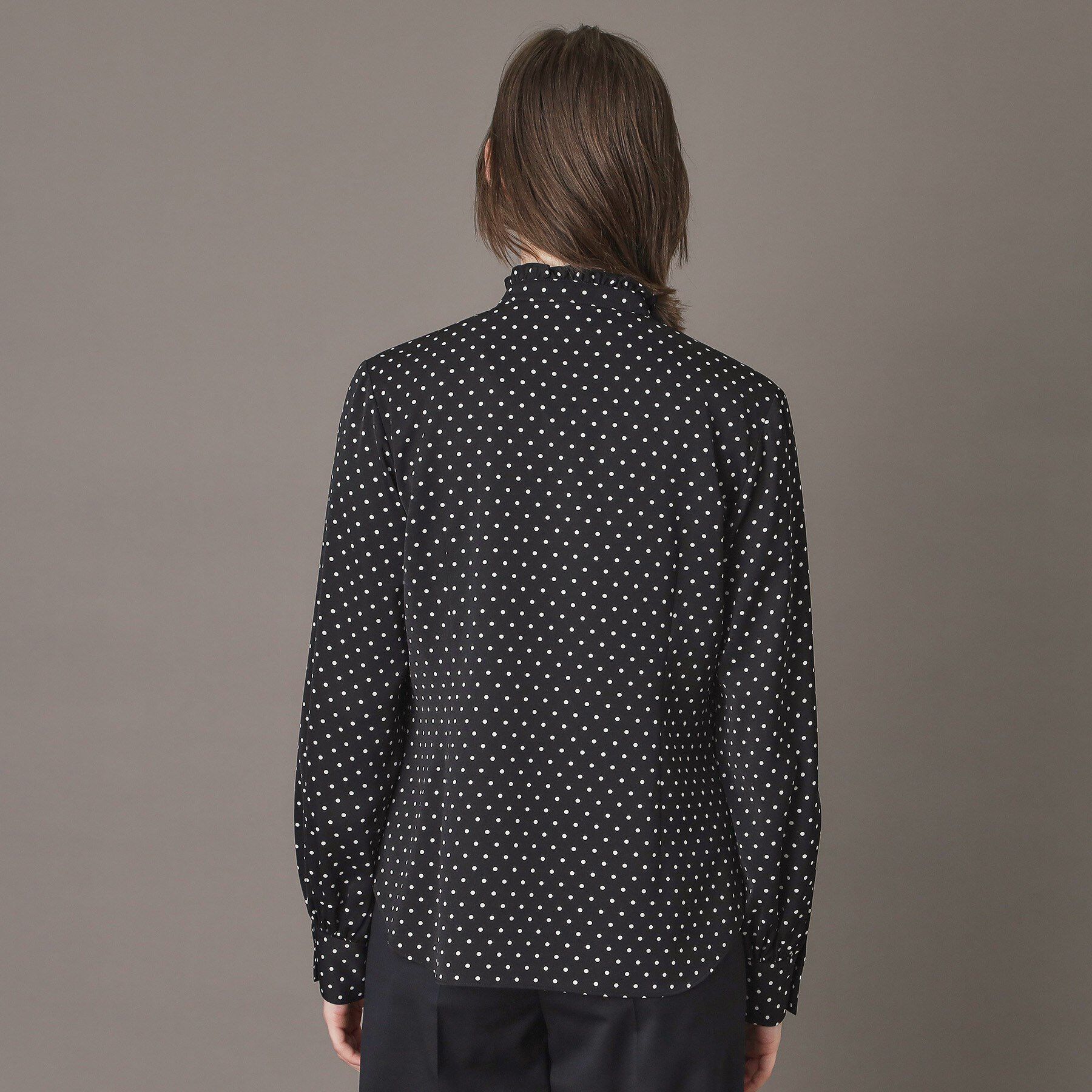DRESSTERIOR「ドットスタンドフリルネックブラウス」|シャツ・ブラウス|