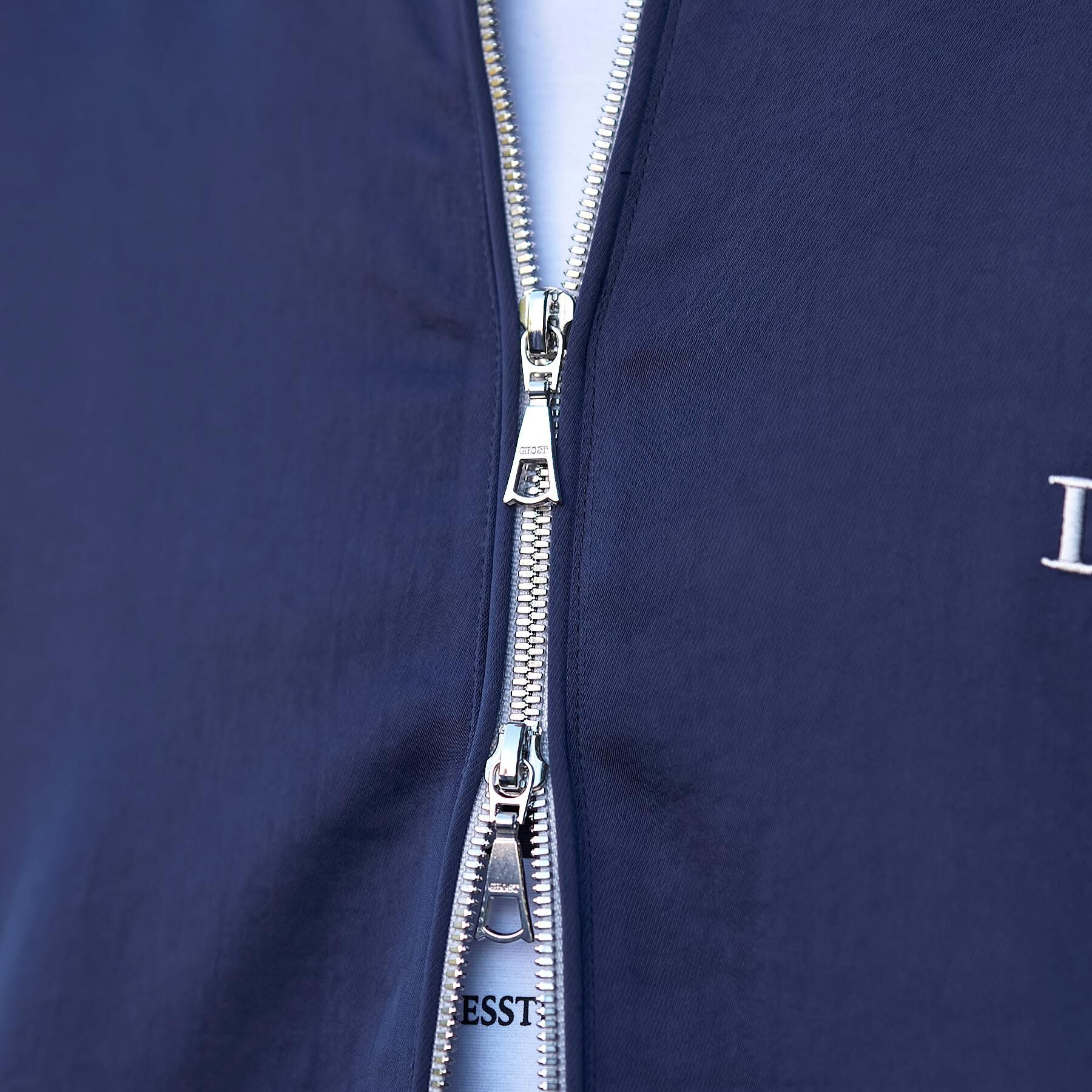 DRESSTERIOR「【MonoMax4月号掲載】ピストルラビット スカジャン」|ブルゾン・スタジャン|