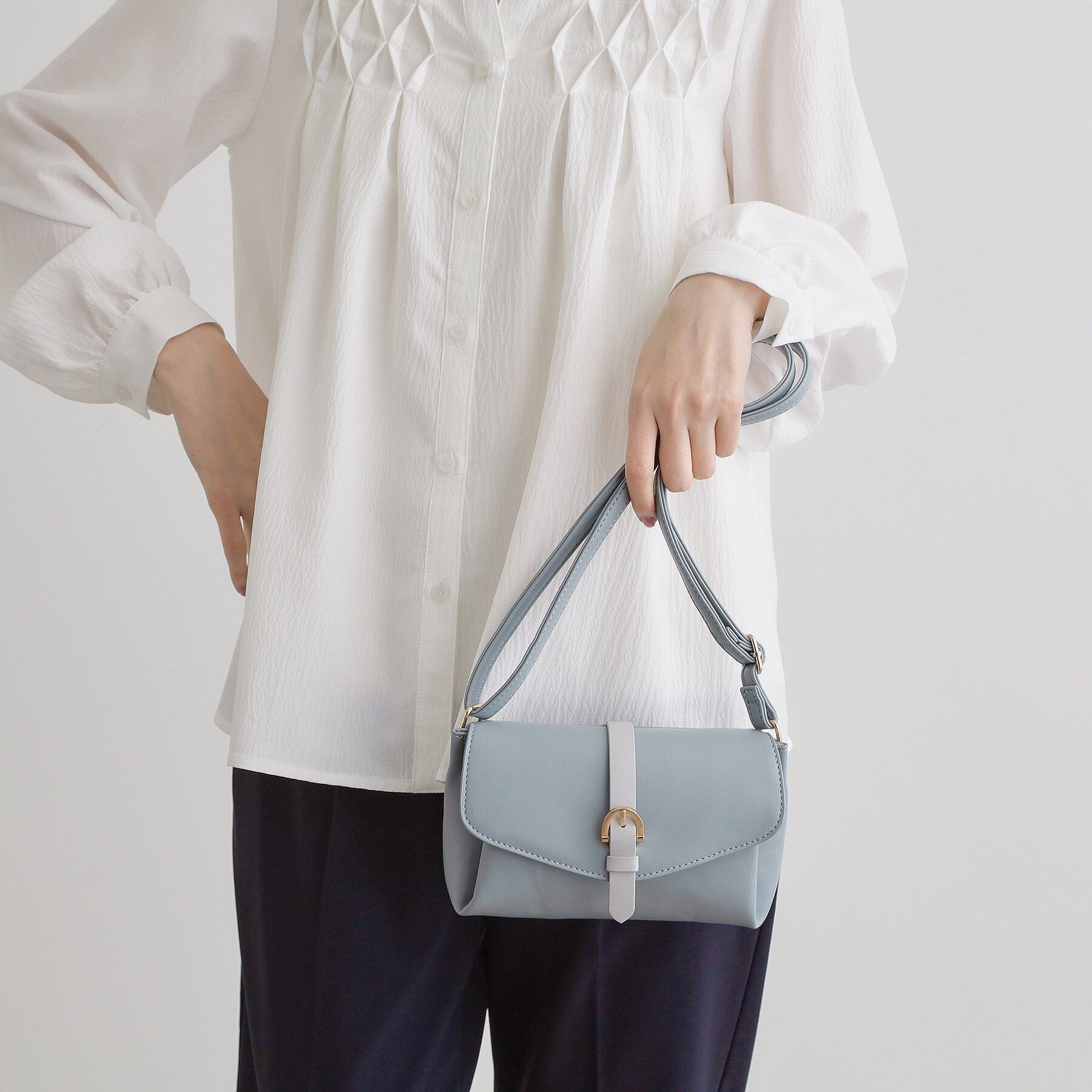 grove「フラップベルトミニショルダー」|ショルダー・メッセンジャー|