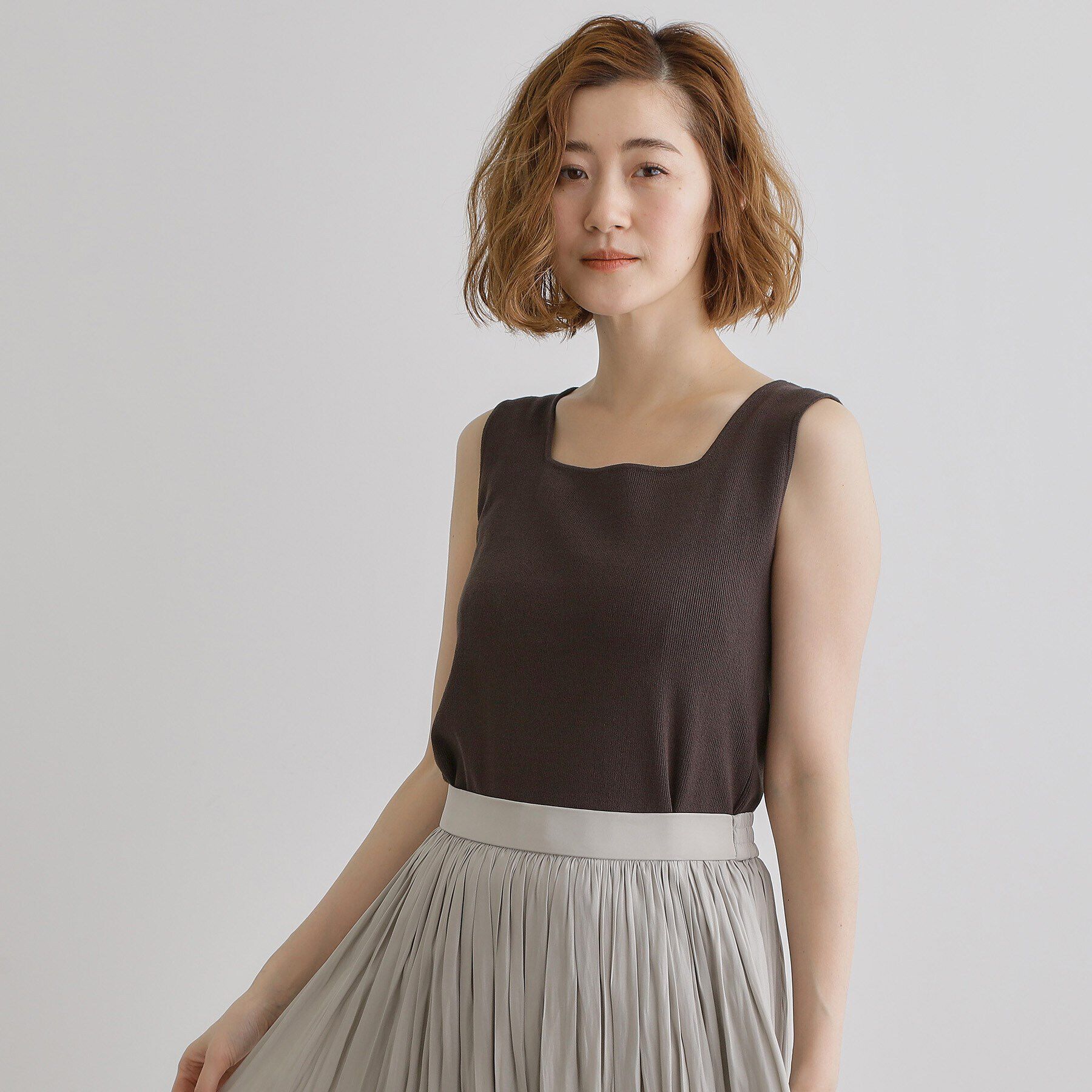 grove「【ラフにもキレイにも、着回し力◎】2WAYスクエアニットタンク」|キャミソール|