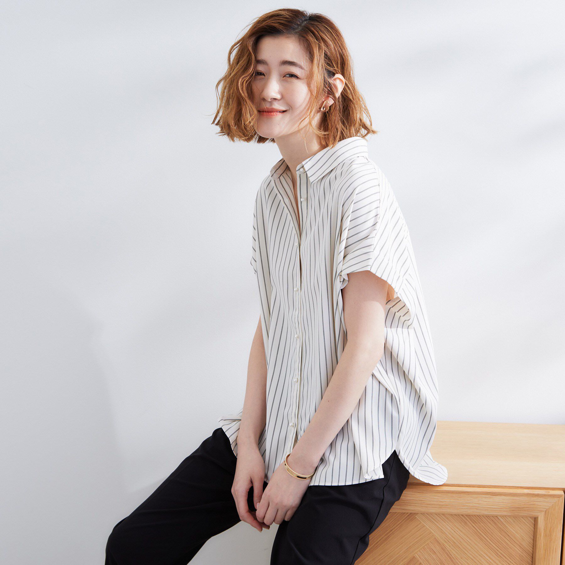 grove「【雑誌掲載】お手入れ楽ちんが嬉しい機能付き！大人のキレイとろみシャツ」|シャツ・ブラウス|オフストライプ(10