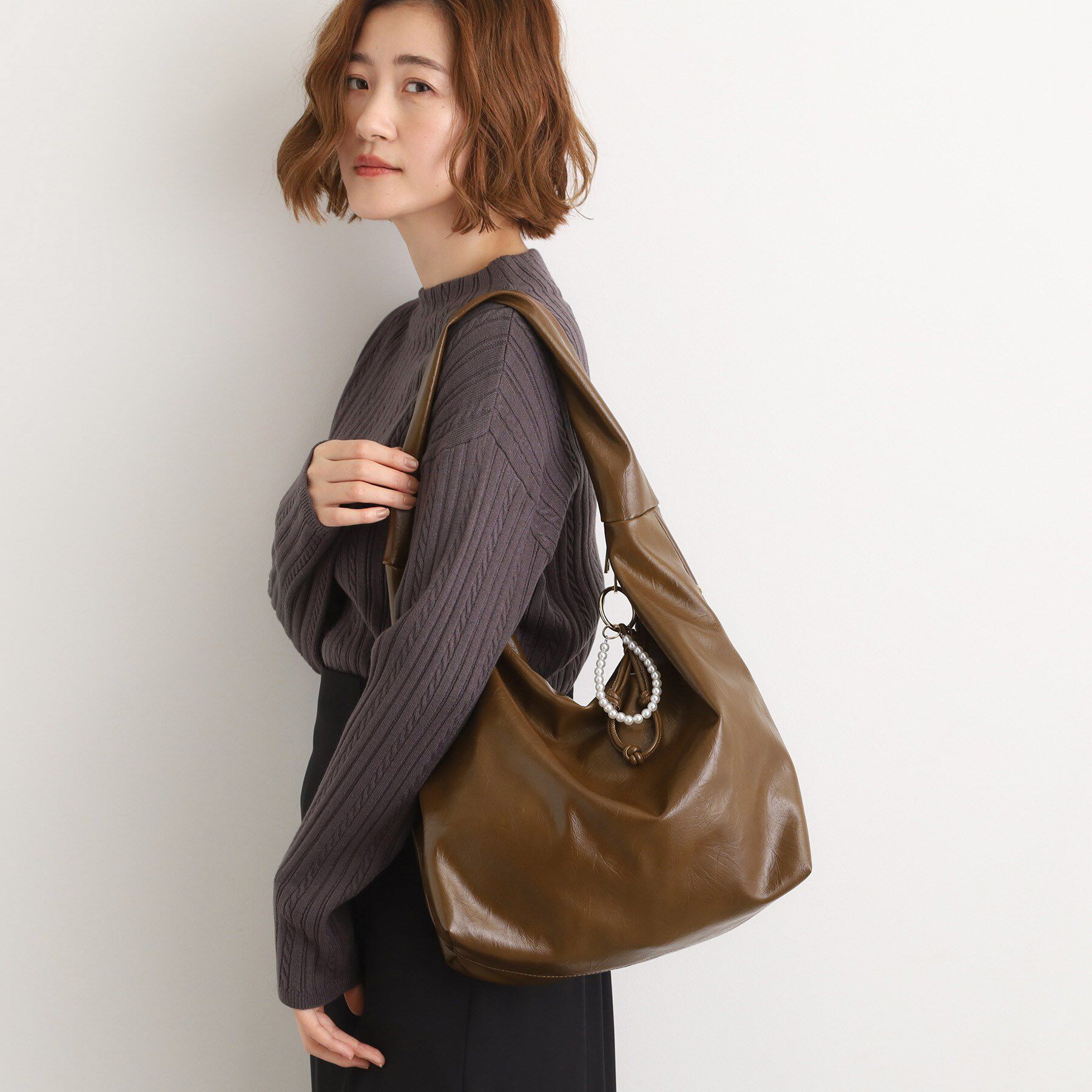 grove「パール調チャームワンショルダー」|ショルダー・メッセンジャー|