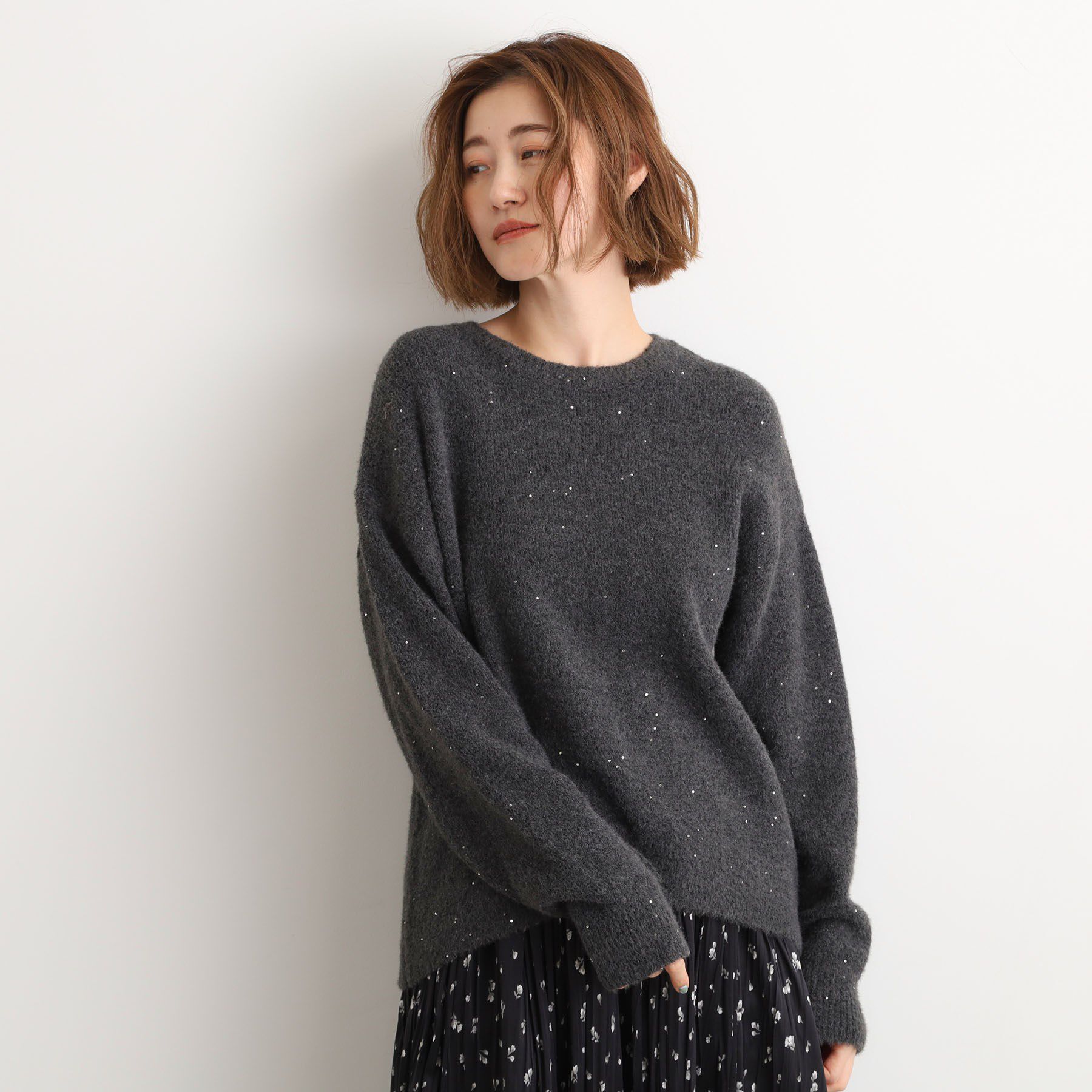 grove「華やぎ冬ニット　ミニスパンコールフェザーニット」|ニット・セーター|チャコールグレー(0