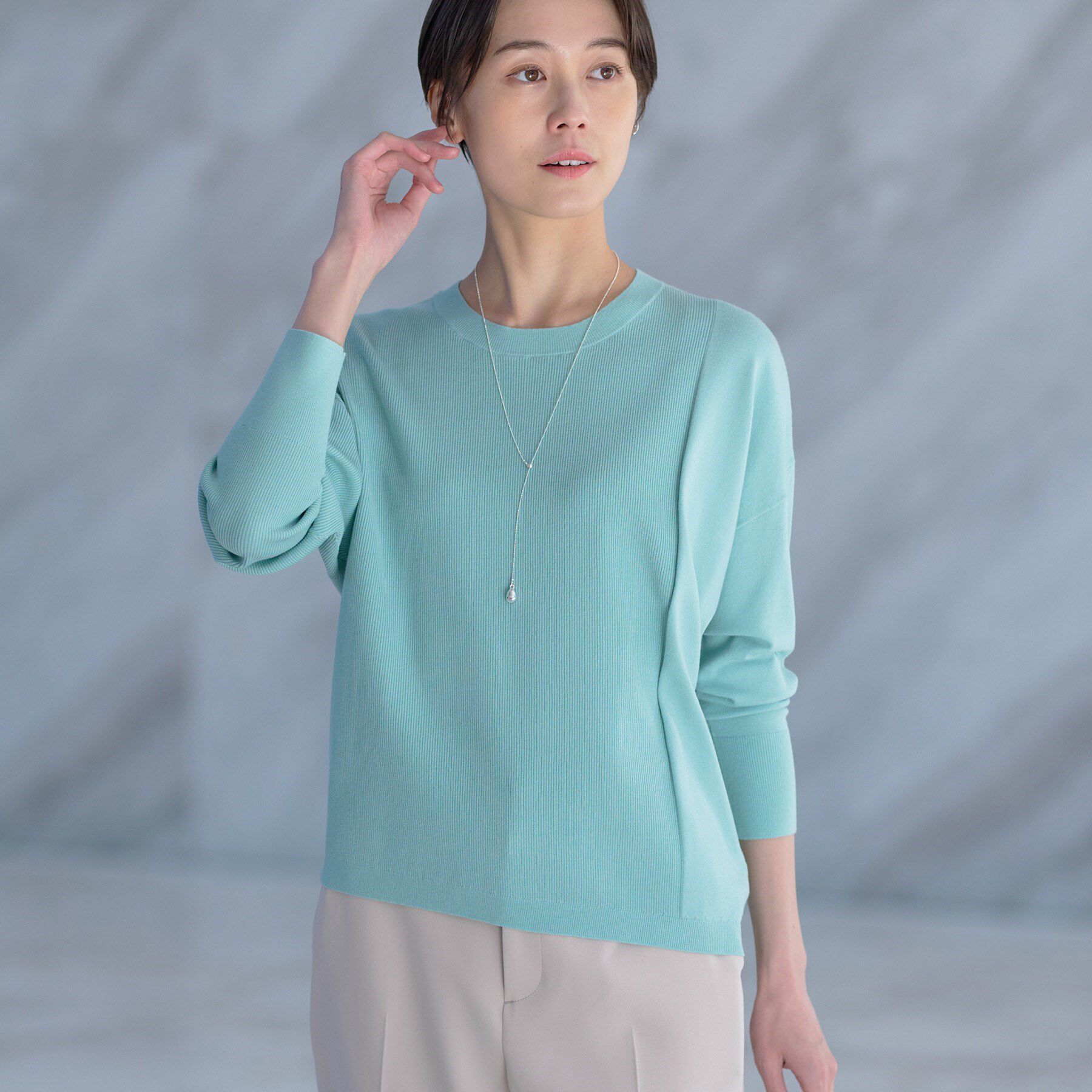 INDIVI「【洗える】アシメデザイン ドルマンスリーブニット」|ニット・セーター|