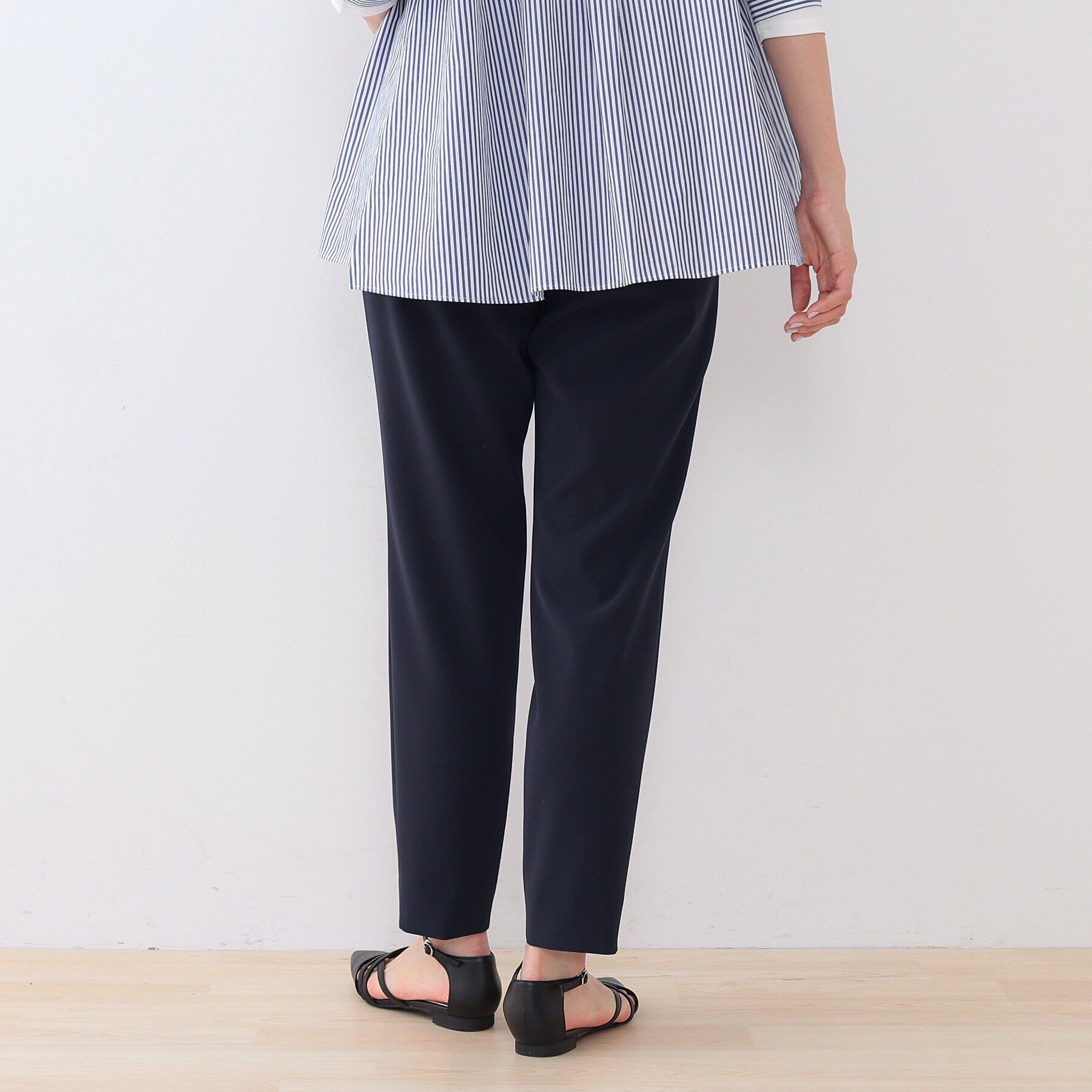 INDIVI「【褒められパンツ】ストレッチ タックテーパードパンツ」|その他|