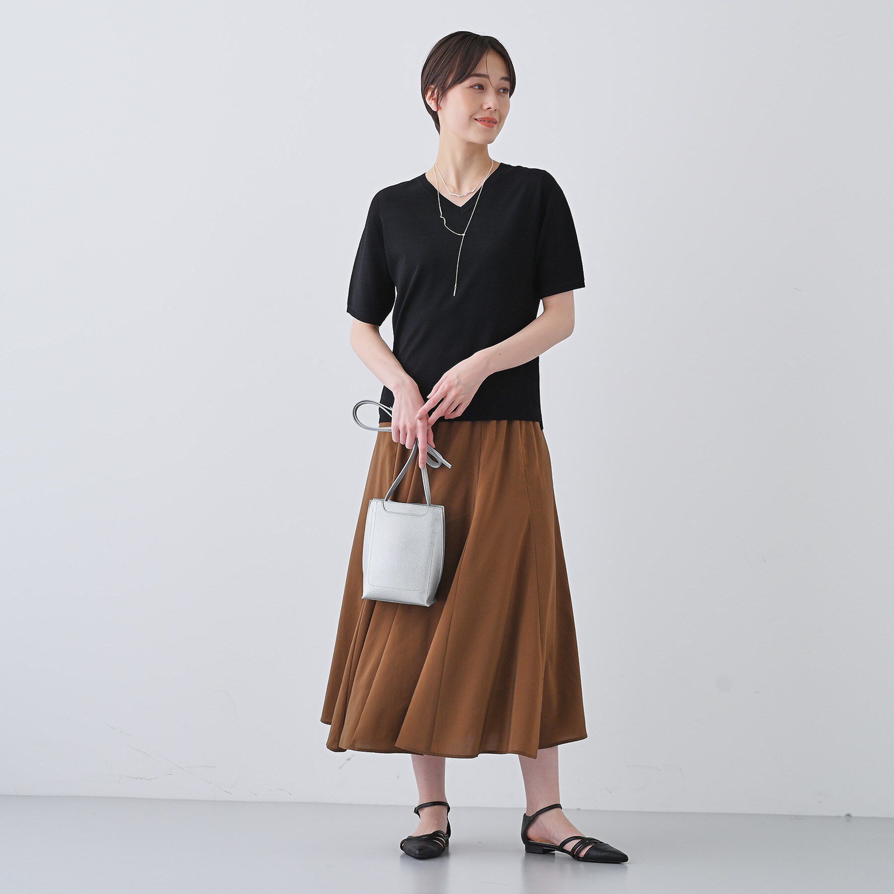 INDIVI「【洗える／清涼感】レーヨンストレッチ 安心丈の半袖ニット」|ニット・セーター|