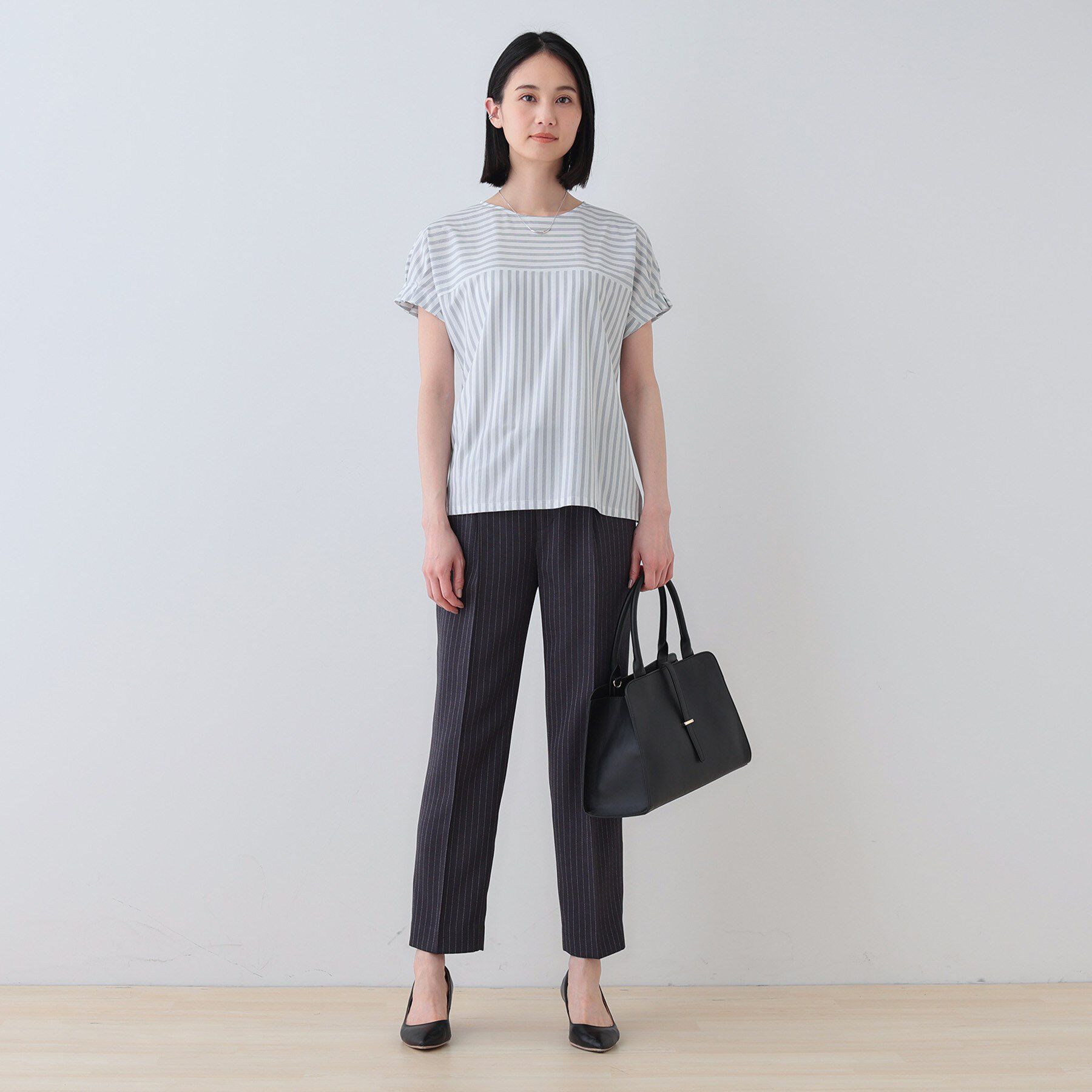 INDIVI「【洗える／ストライプ柄】袖タックブラウス」|シャツ・ブラウス|