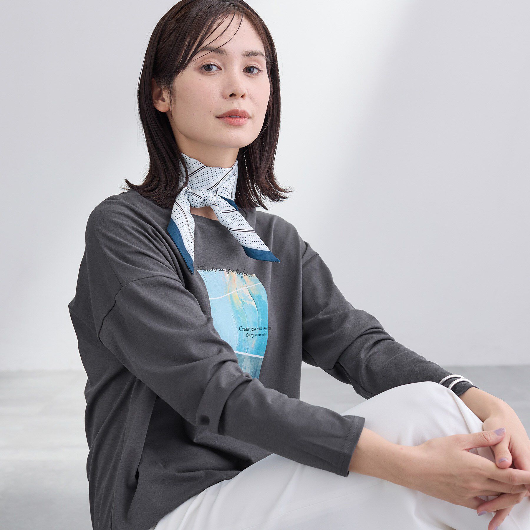 INDIVI「【UVケア】プリントフォトロングTシャツ」|Tシャツ・カットソー|チャコールグレー(0