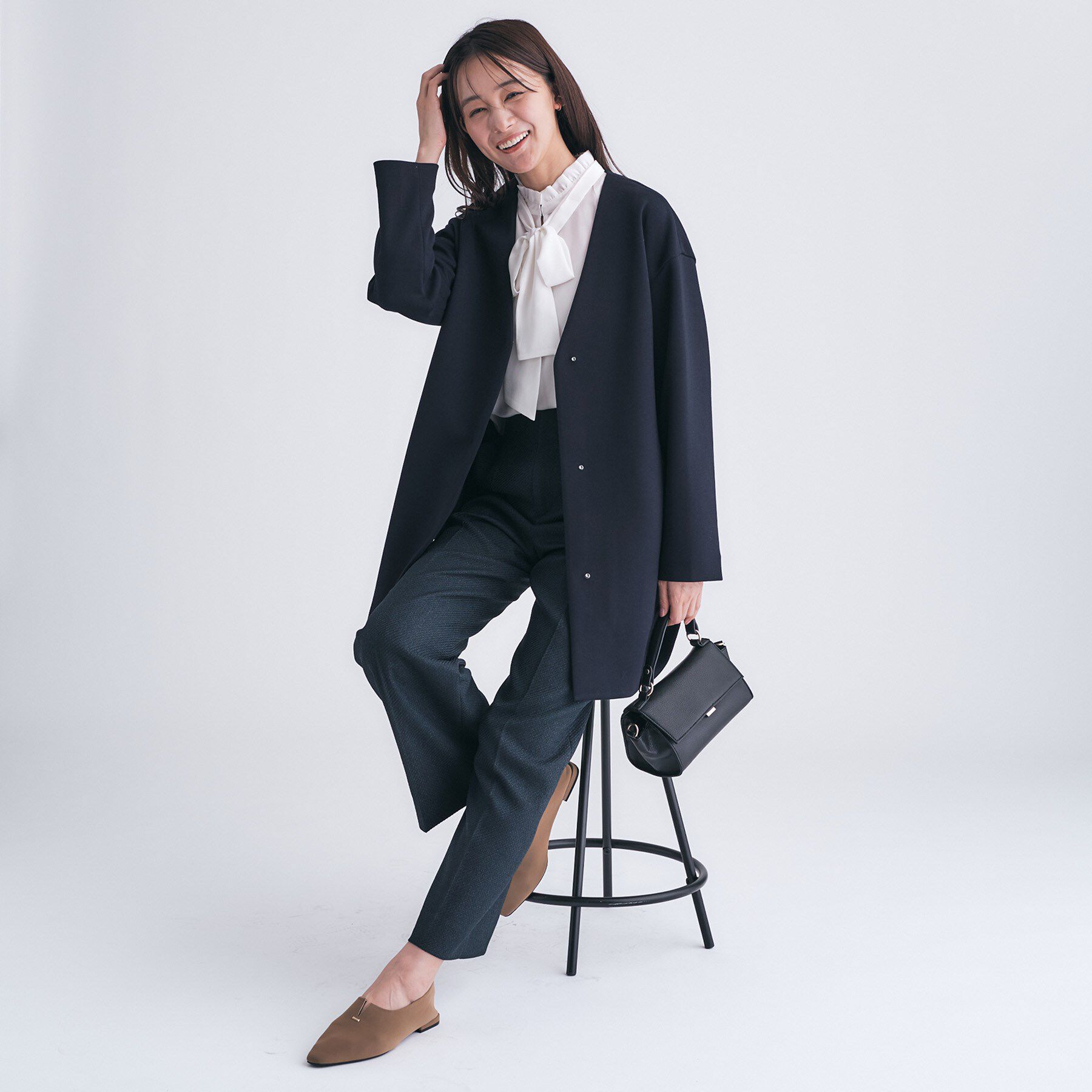 INDIVI「【秋／軽羽織り】ノーカラーミドル丈ライトコート」|ノーカラージャケット|