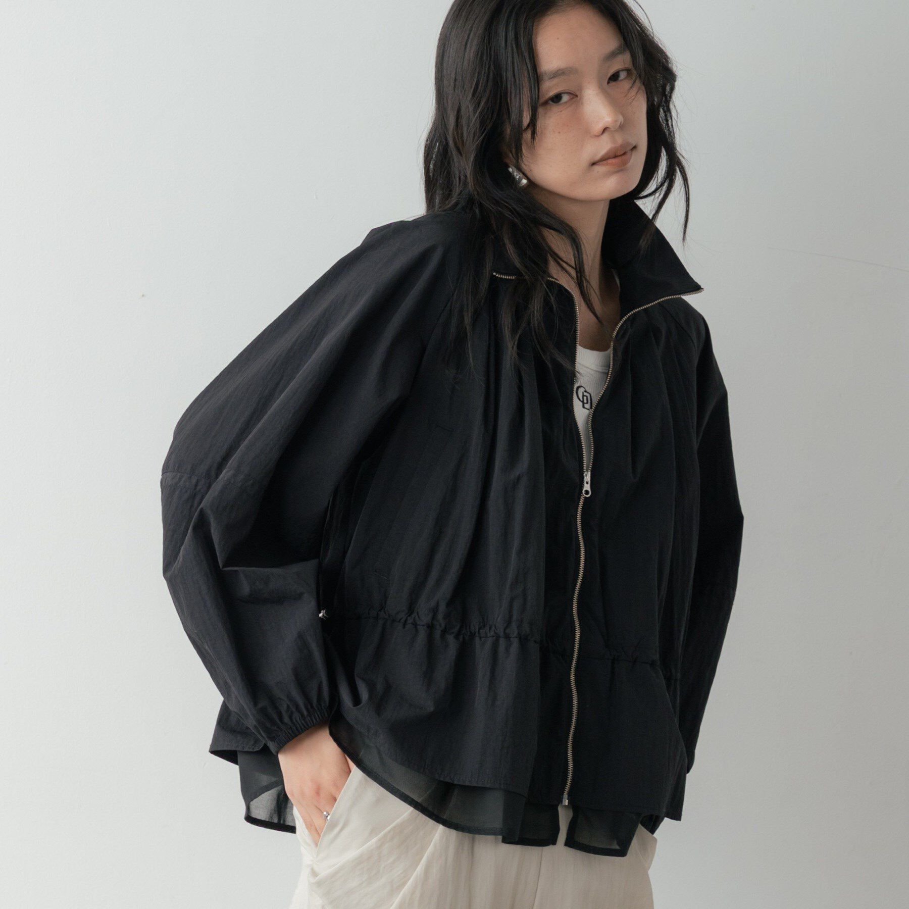 GALLEST「シャーリングペプラムブルゾン」|ブルゾン・スタジャン|