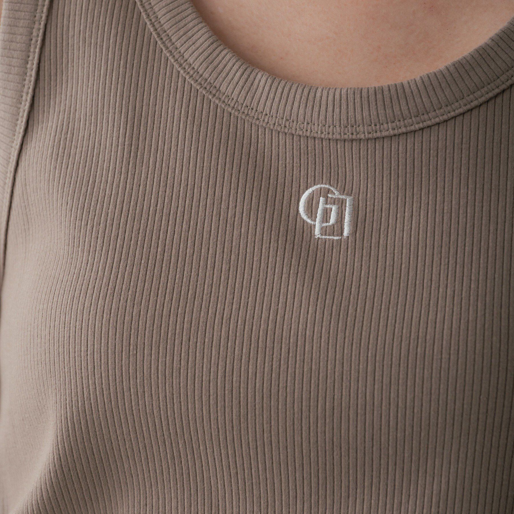 GALLEST「ロゴ刺繍リブタンクトップ」|キャミソール|