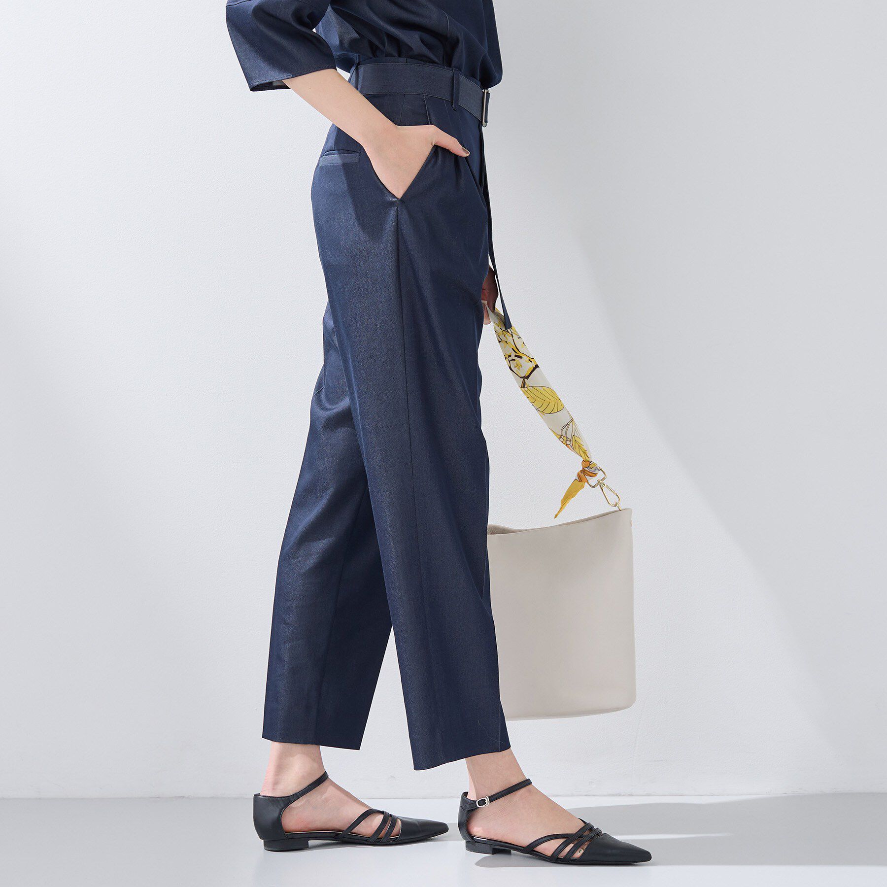 INDIVI「【洗える／UVケア／SETUP可能】デニムライクテーパードパンツ」|その他|