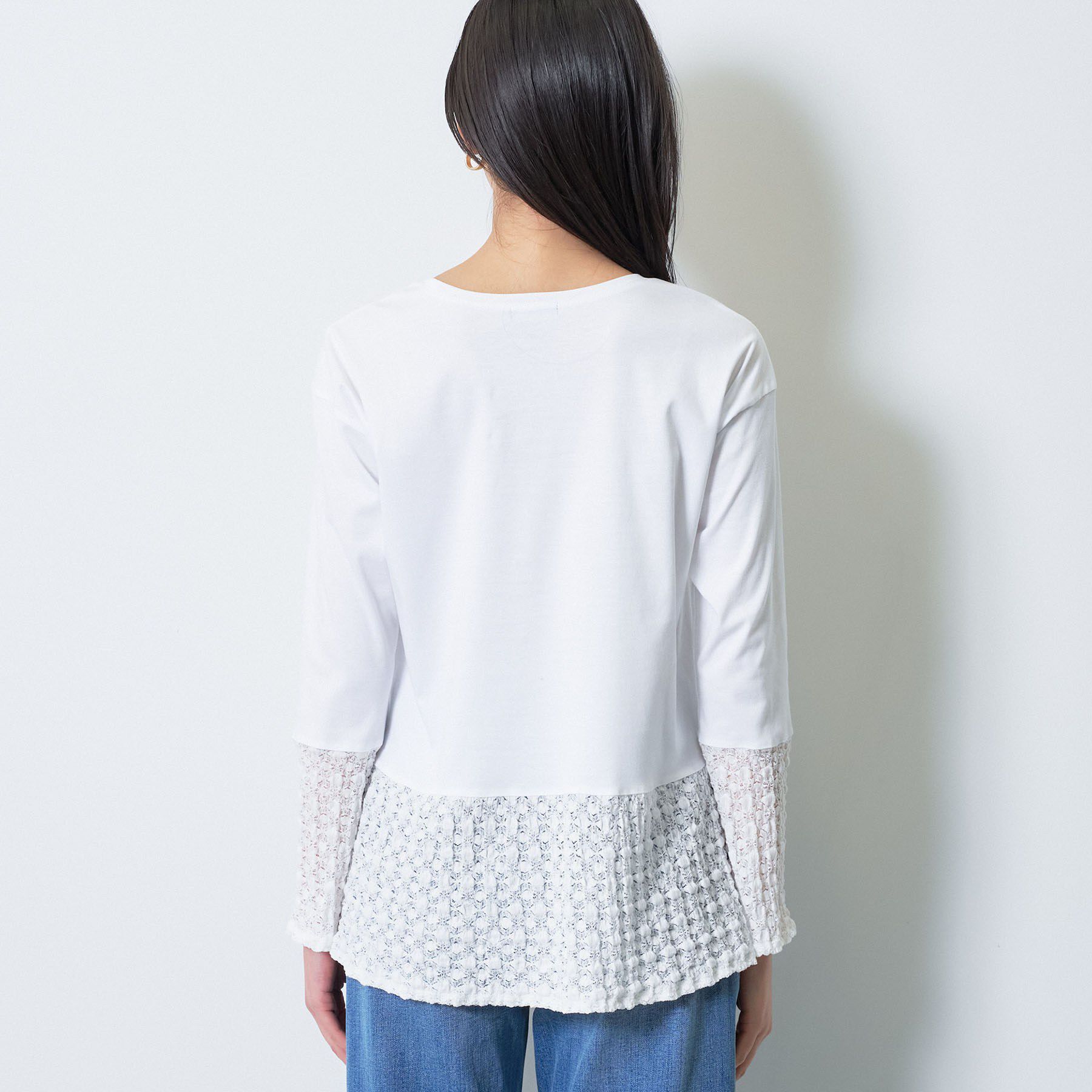 INDIVI「【洗える／レイヤードにおすすめ】シャーリングレース ロングTシャツ」|Tシャツ・カットソー|