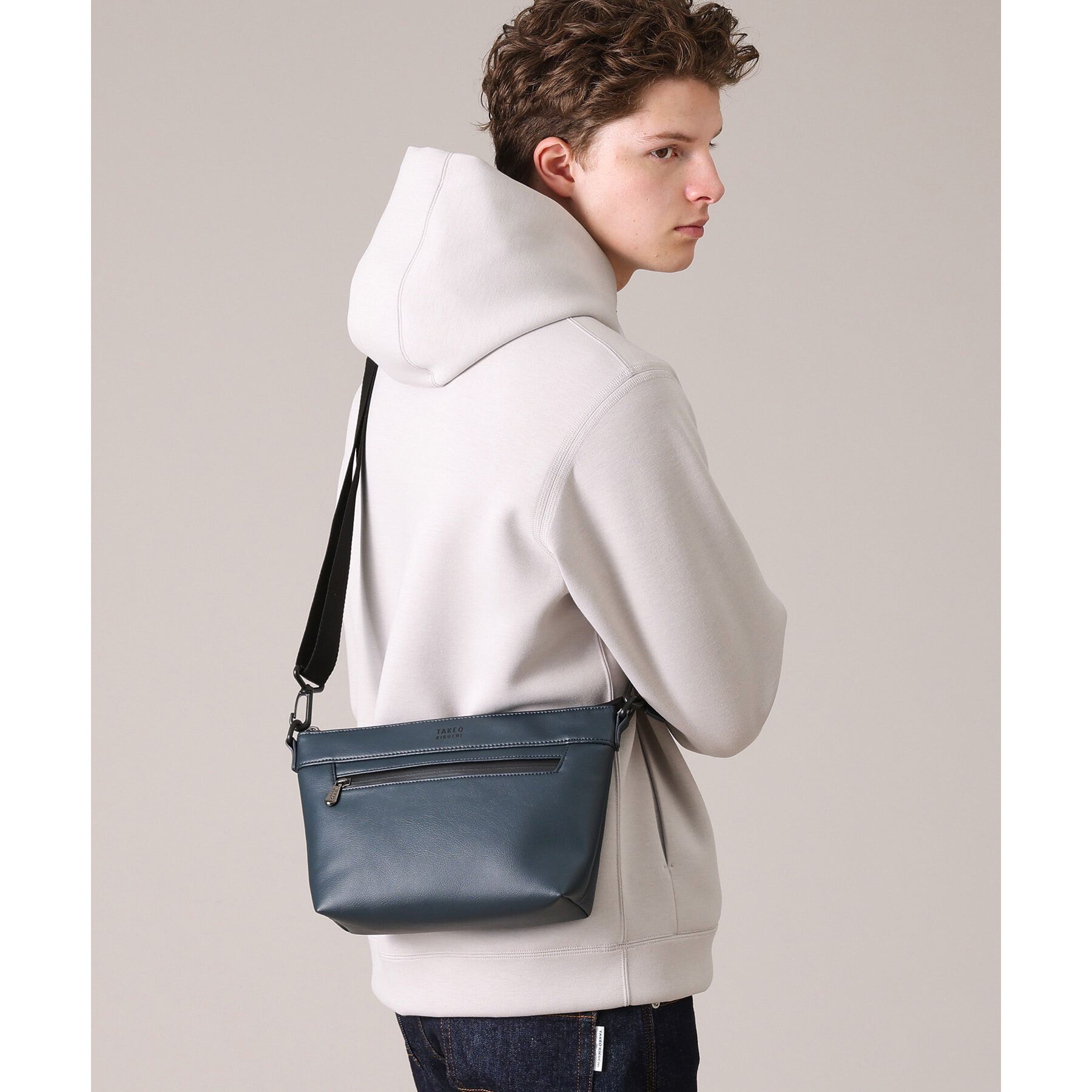TAKEO KIKUCHI「【撥水】ライトウェイト ミニショルダーバッグ」|ショルダー・メッセンジャー|