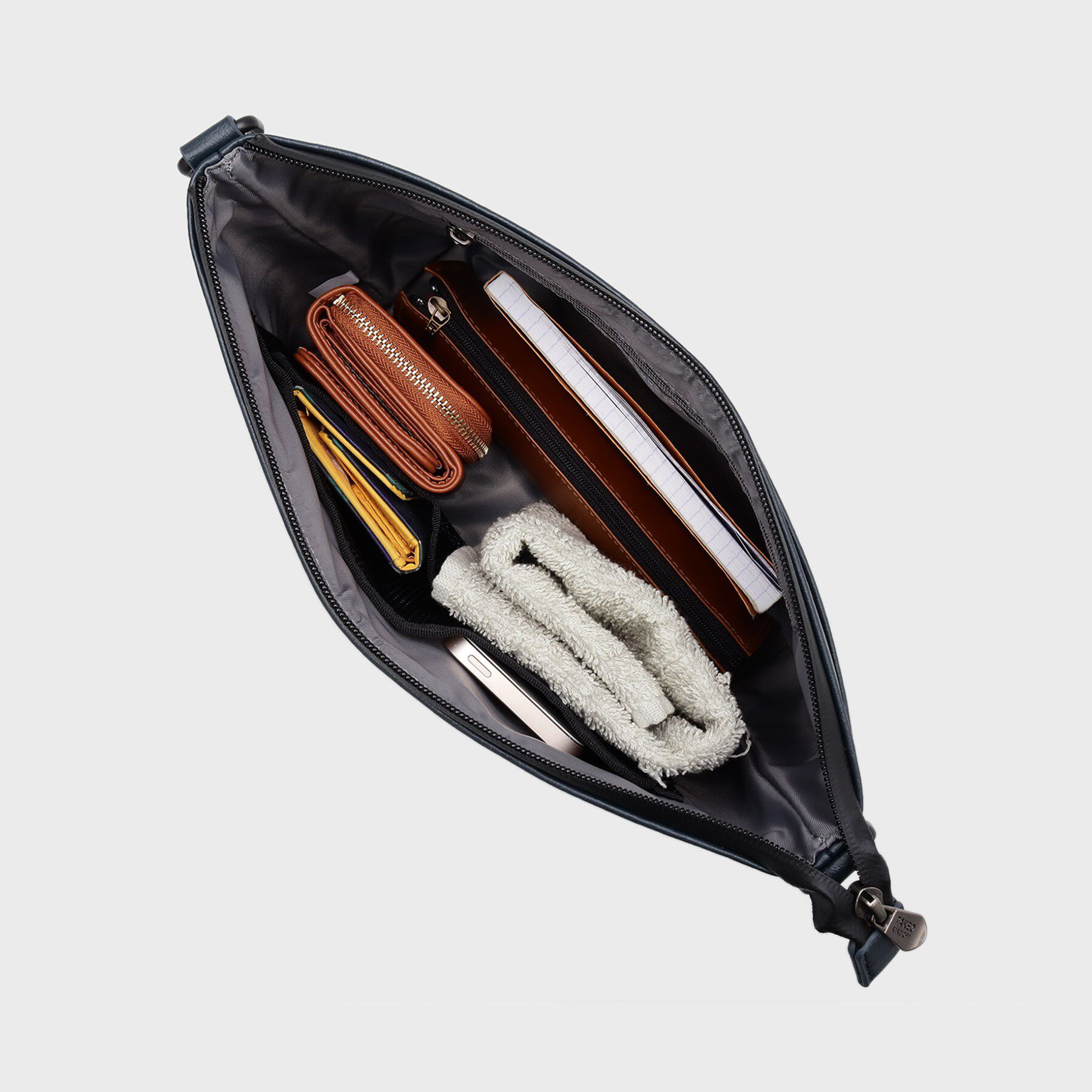 TAKEO KIKUCHI「【撥水】ライトウェイト ミニショルダーバッグ」|ショルダー・メッセンジャー|