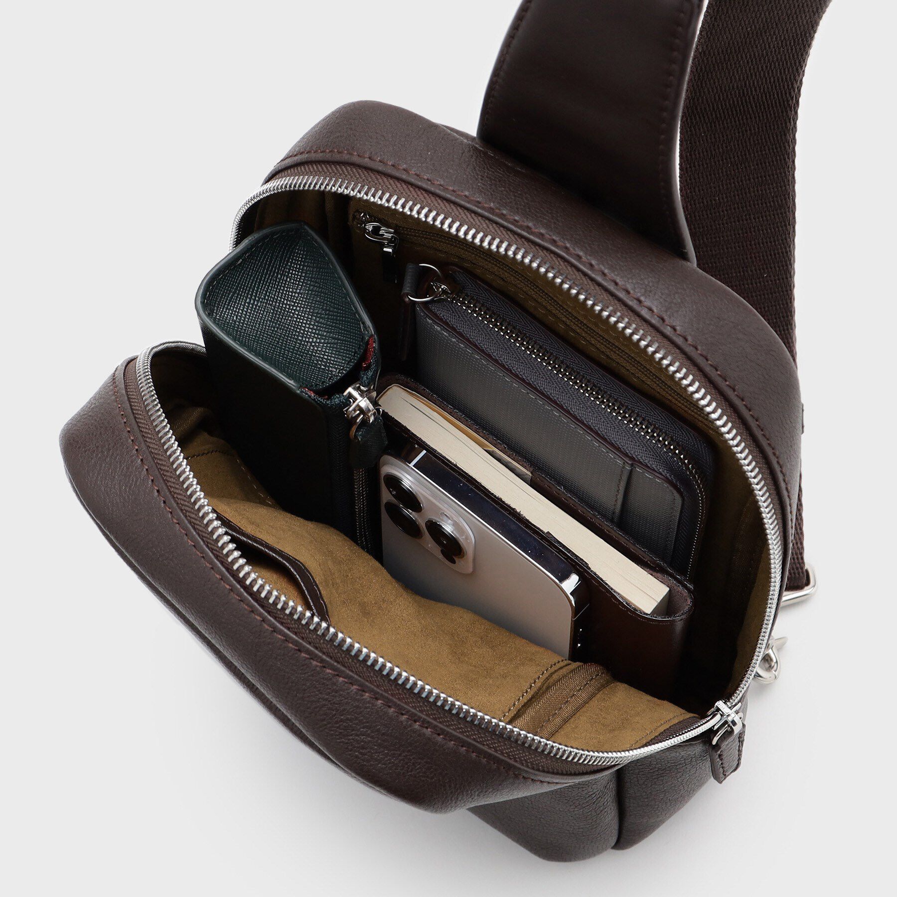 TAKEO KIKUCHI「【カードケース付き】シュリンクレザーボディバック」|その他|