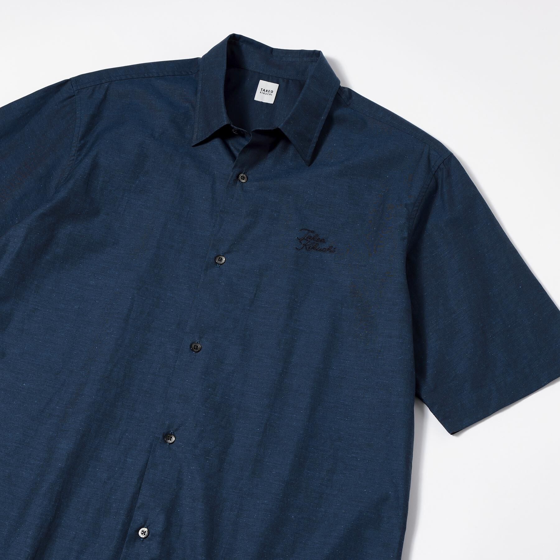 TAKEO KIKUCHI「【LIMITED】ワンポイントロゴ刺繍 綿麻半袖シャツ」|シャツ・ブラウス|ネイビー(094)