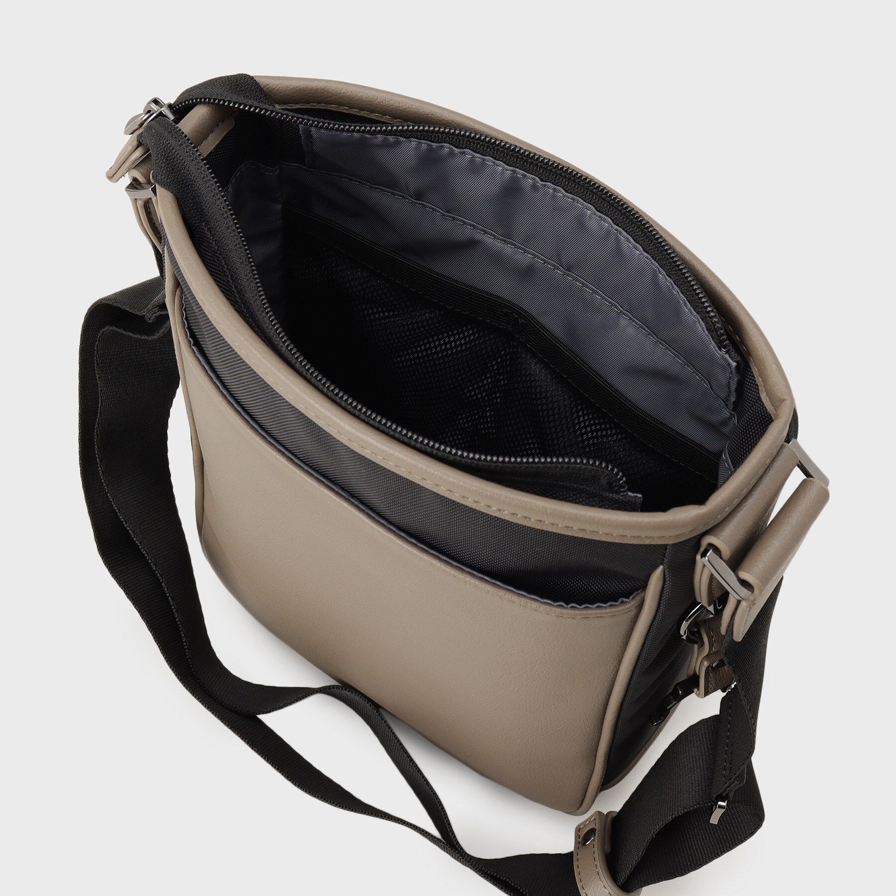 TAKEO KIKUCHI「【撥水機能】 CORDLEY（R）スマートショルダー」|ショルダー・メッセンジャー|