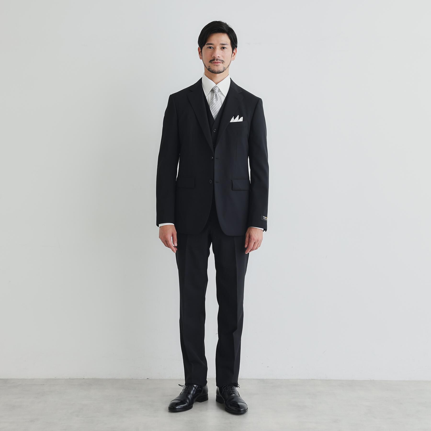 TAKEO KIKUCHI「【Begin12月号掲載】コーデュラ（R）トロピカル ストレッチ スーツ」|スーツ|