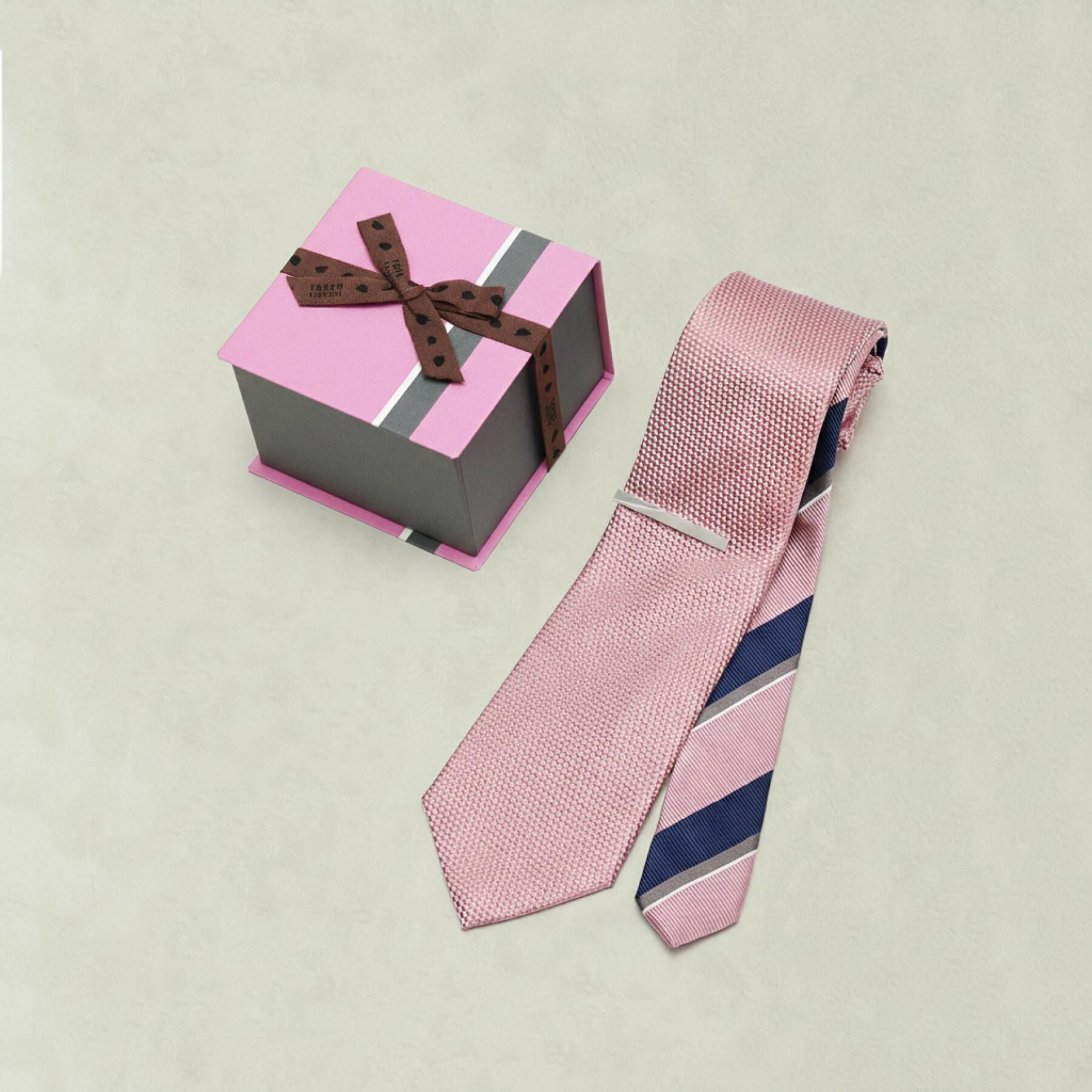 TAKEO KIKUCHI「【BOXセット】ベーシック メランジ ネクタイ＆タイバー」|ネクタイ・蝶ネクタイ|ピンク(074)