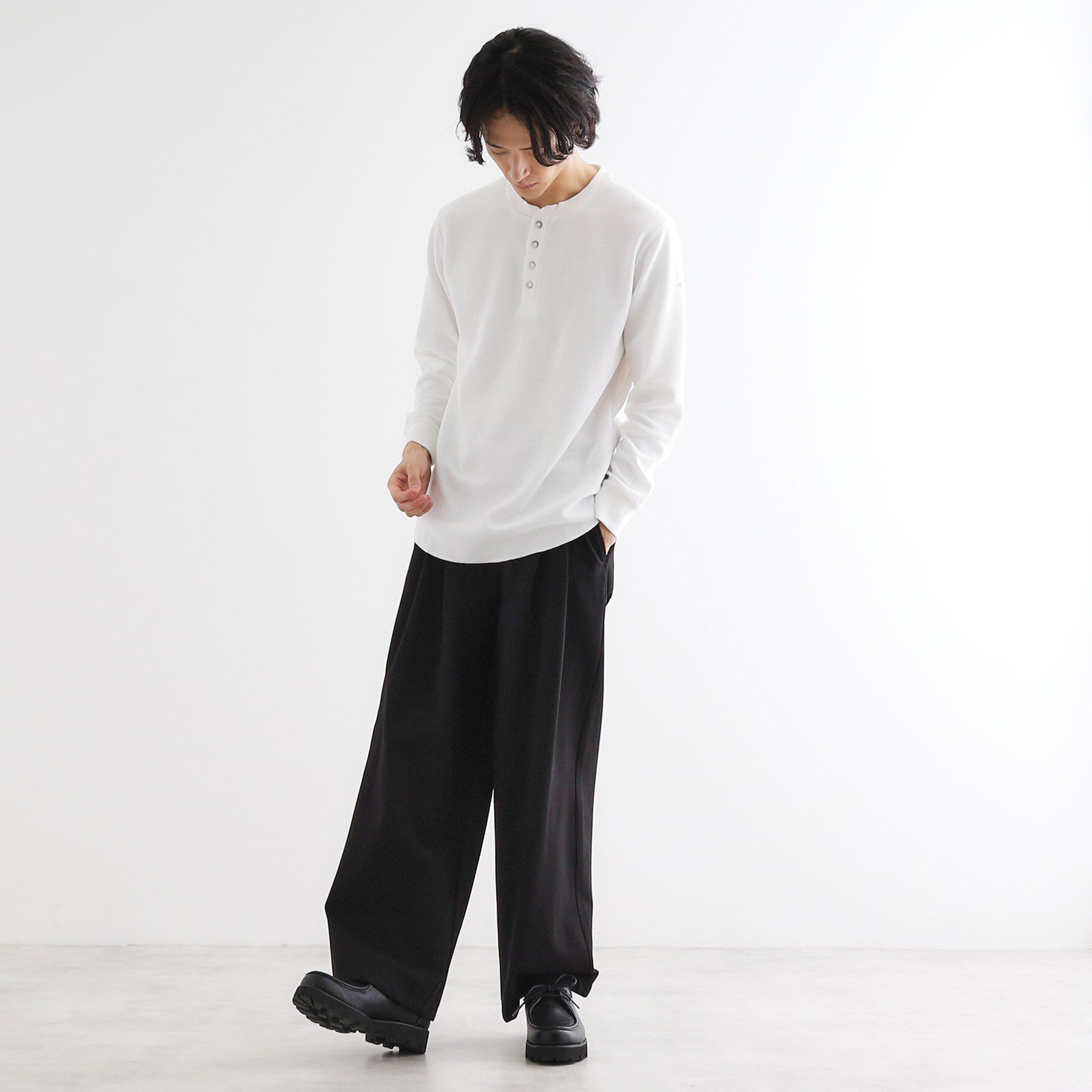 tk.TAKEO KIKUCHI「バギーダンボールスウェットパンツ」|その他|