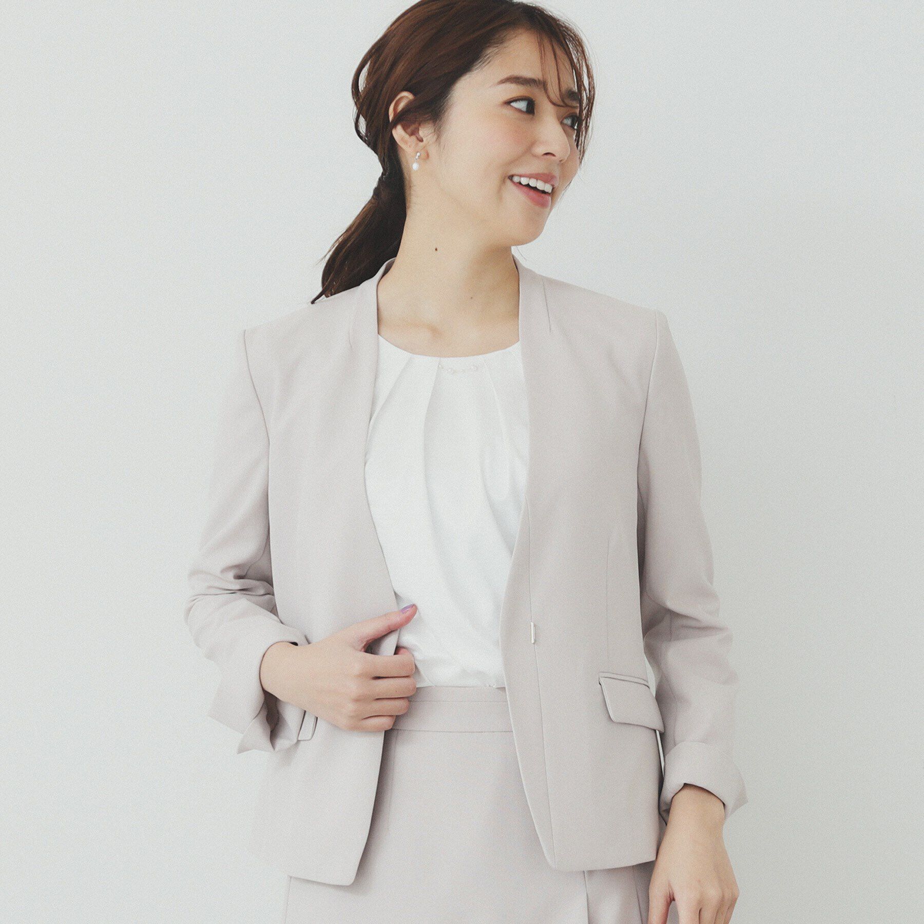 index「パール調チェーン付きフロントタックトップス【洗濯機洗い可】」|シャツ・ブラウス|