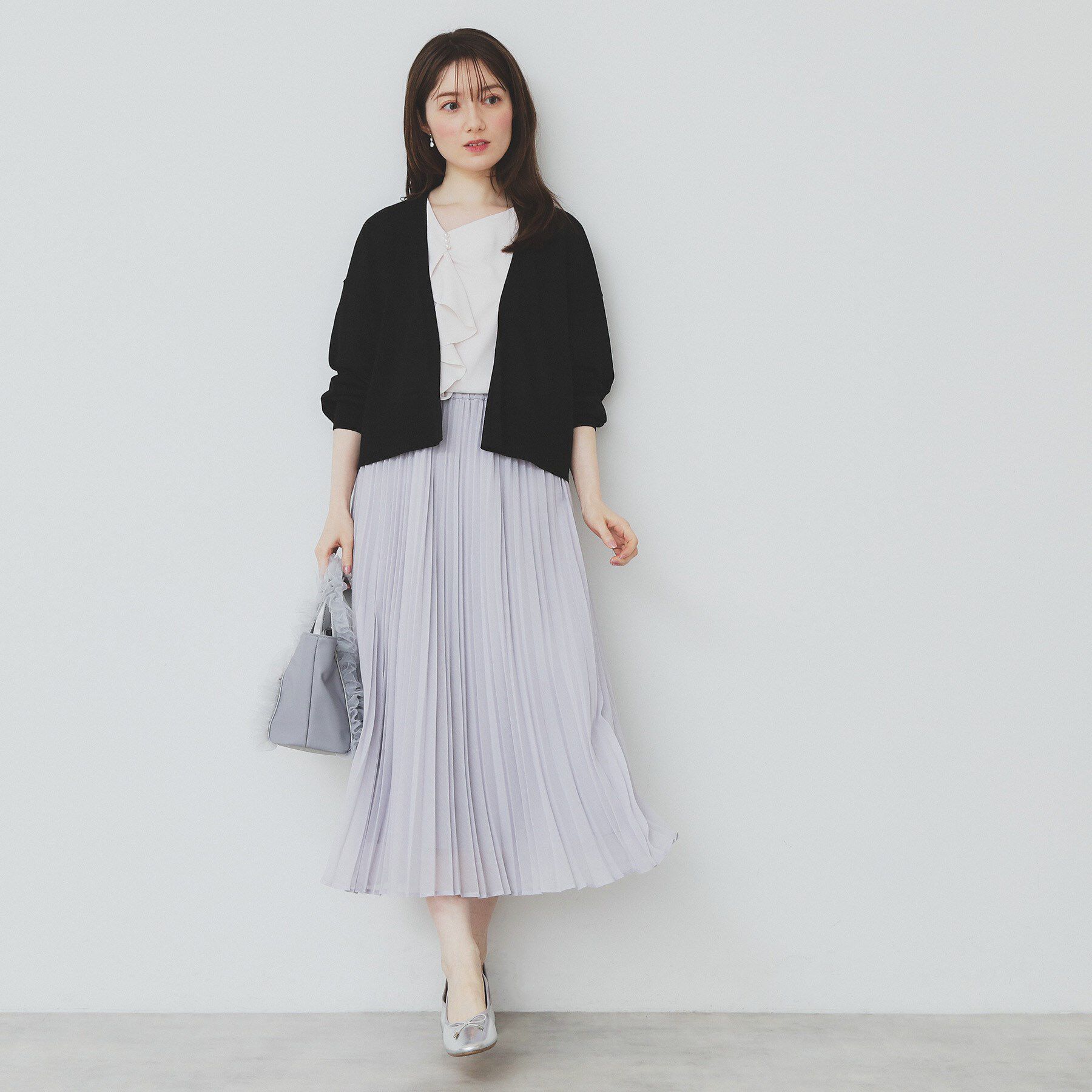 index「《6色展開》リラクシーショートカーディガン【洗濯機洗い可/接触冷感/抗ピル】」|カーディガン|