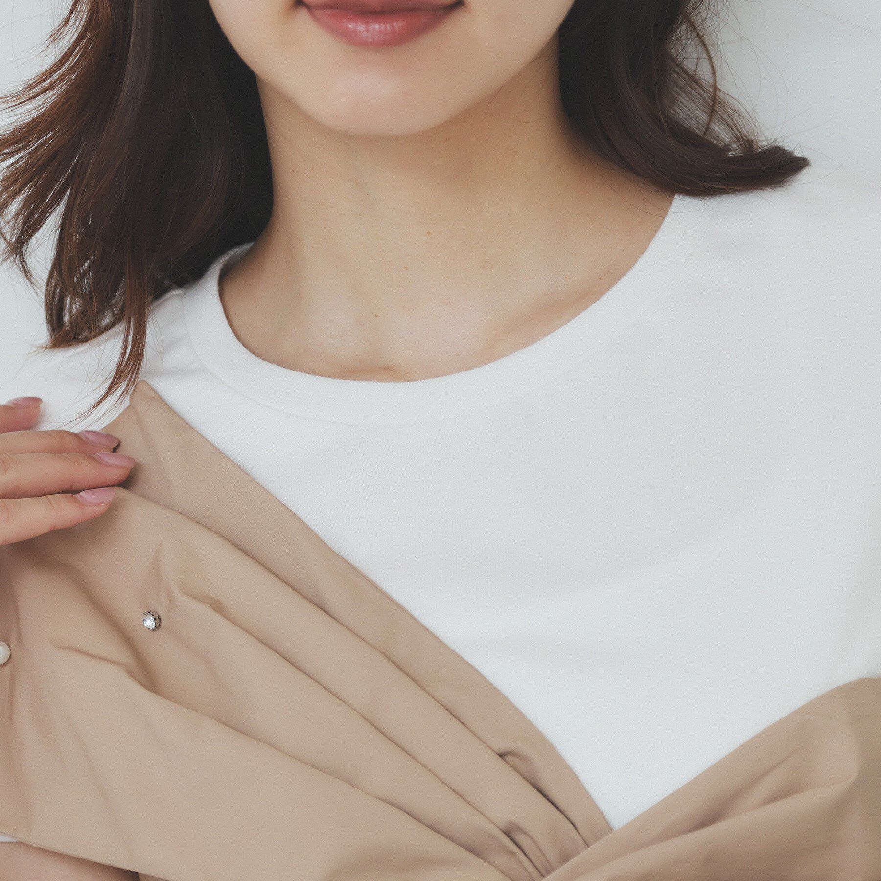 index「パール調アシメドッキングTシャツ【洗える/接触冷感】」|Tシャツ・カットソー|
