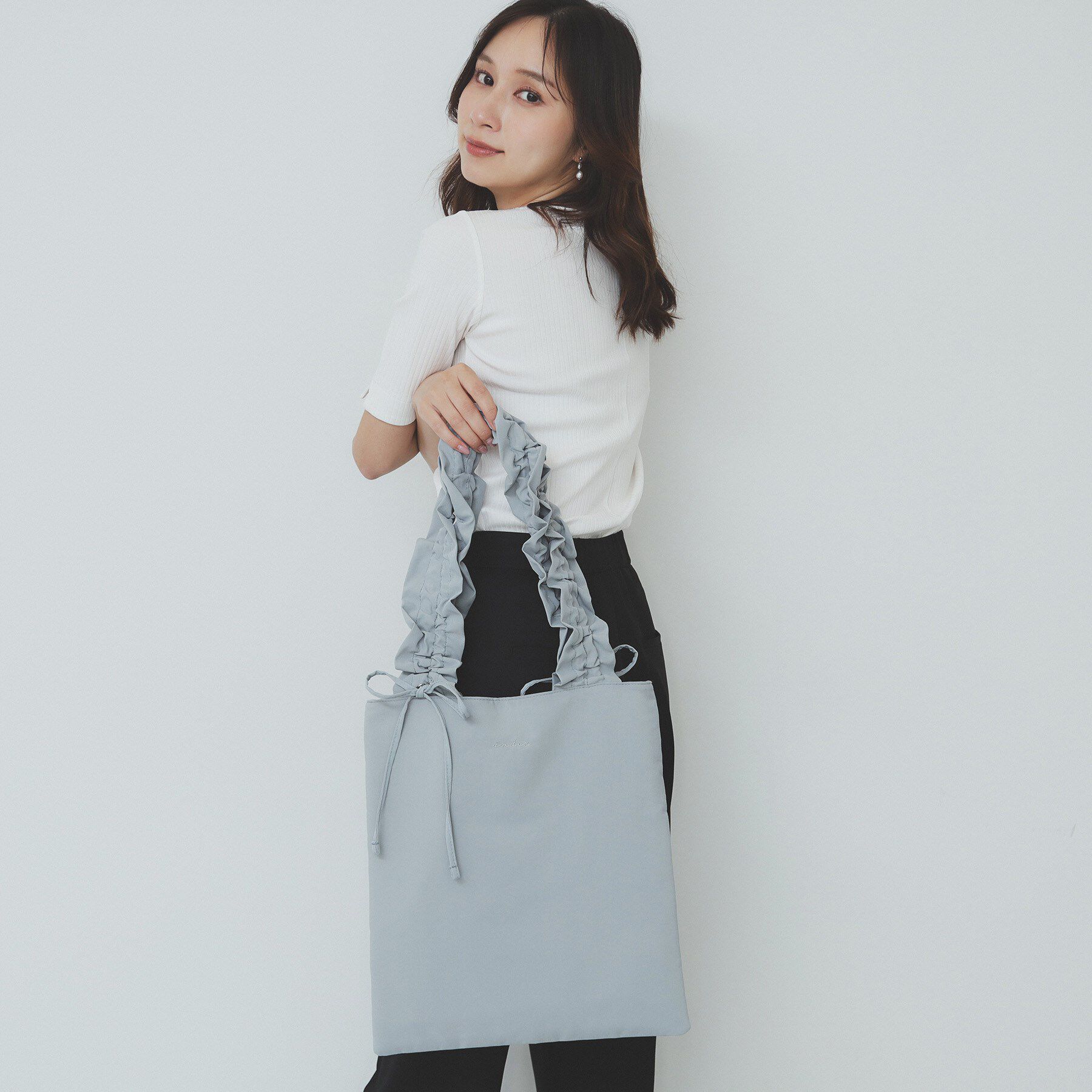 index「【A4サイズ収納可能】持ち手フリルトートバッグ」|トートバッグ|サックスブルー(09