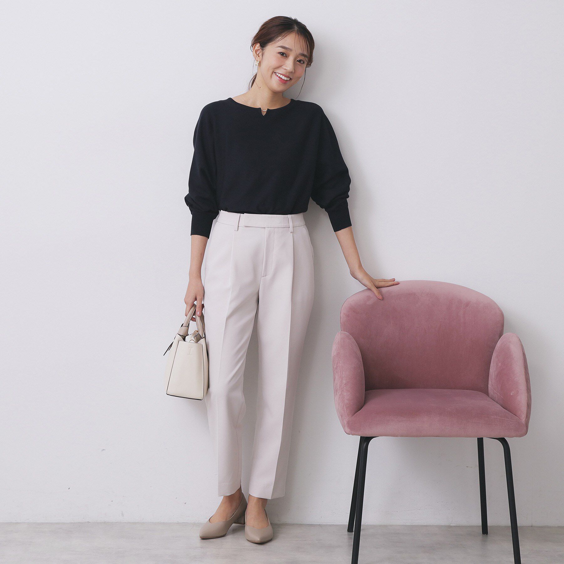 index「ビジューキーネックドルマンニット【洗濯機OK】」|ニット・セーター|