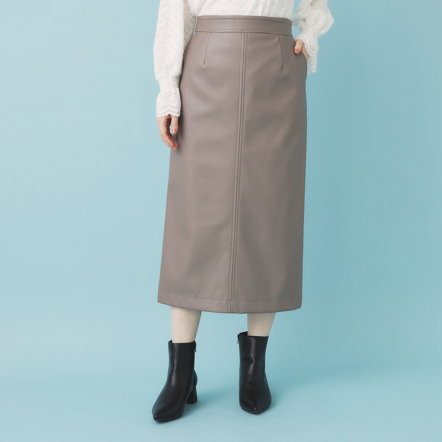 index「レザー調ストレッチAラインロングスカート【洗える】」|スカート|トープ(054)