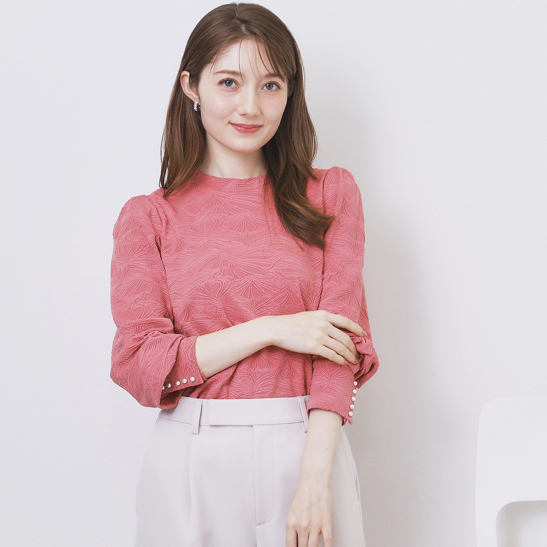 index「フラワージャカードパフスリーブトップス【洗濯機OK】」|Tシャツ・カットソー|