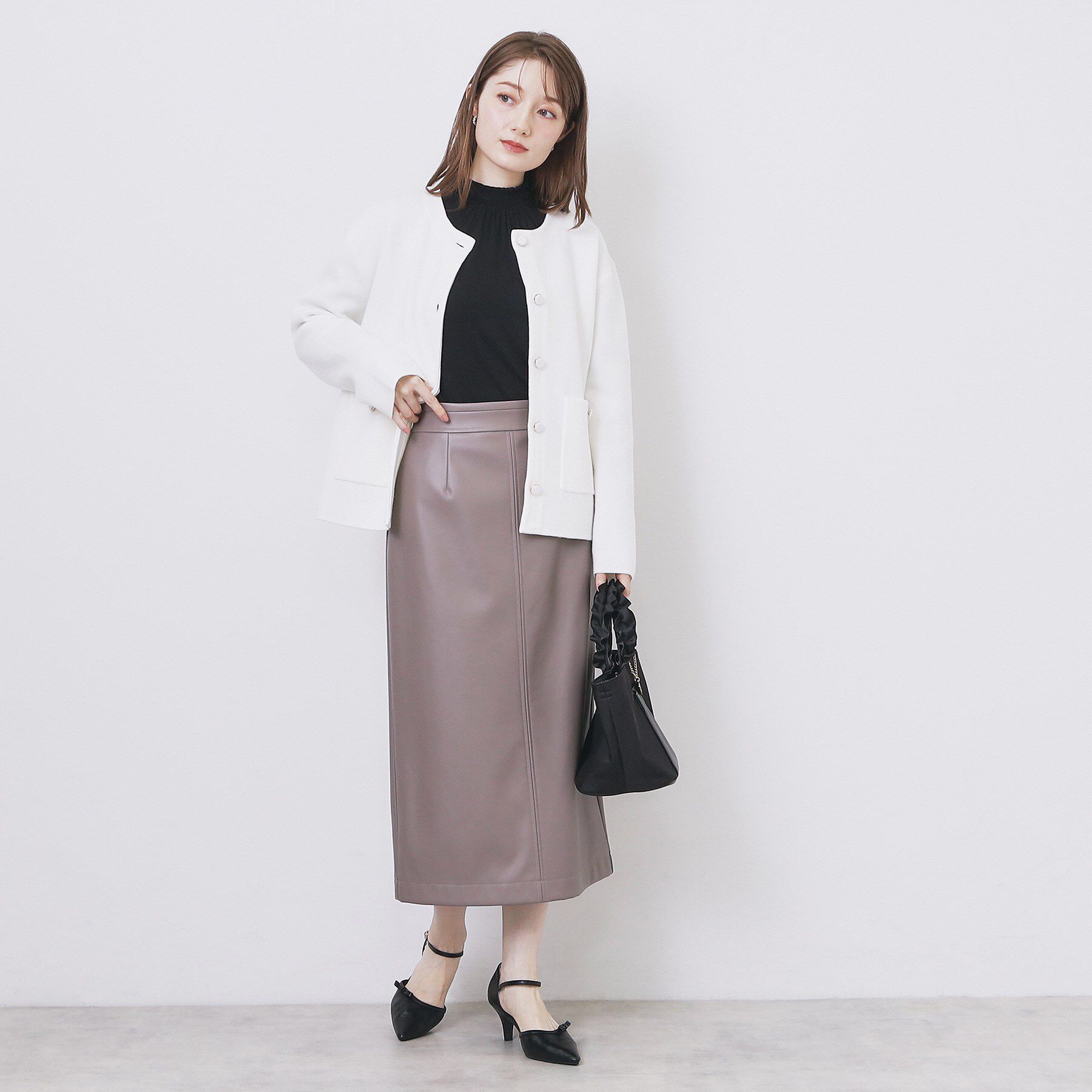 index「シャーリングデザイントップス【洗濯機OK/吸湿発熱】」|Tシャツ・カットソー|