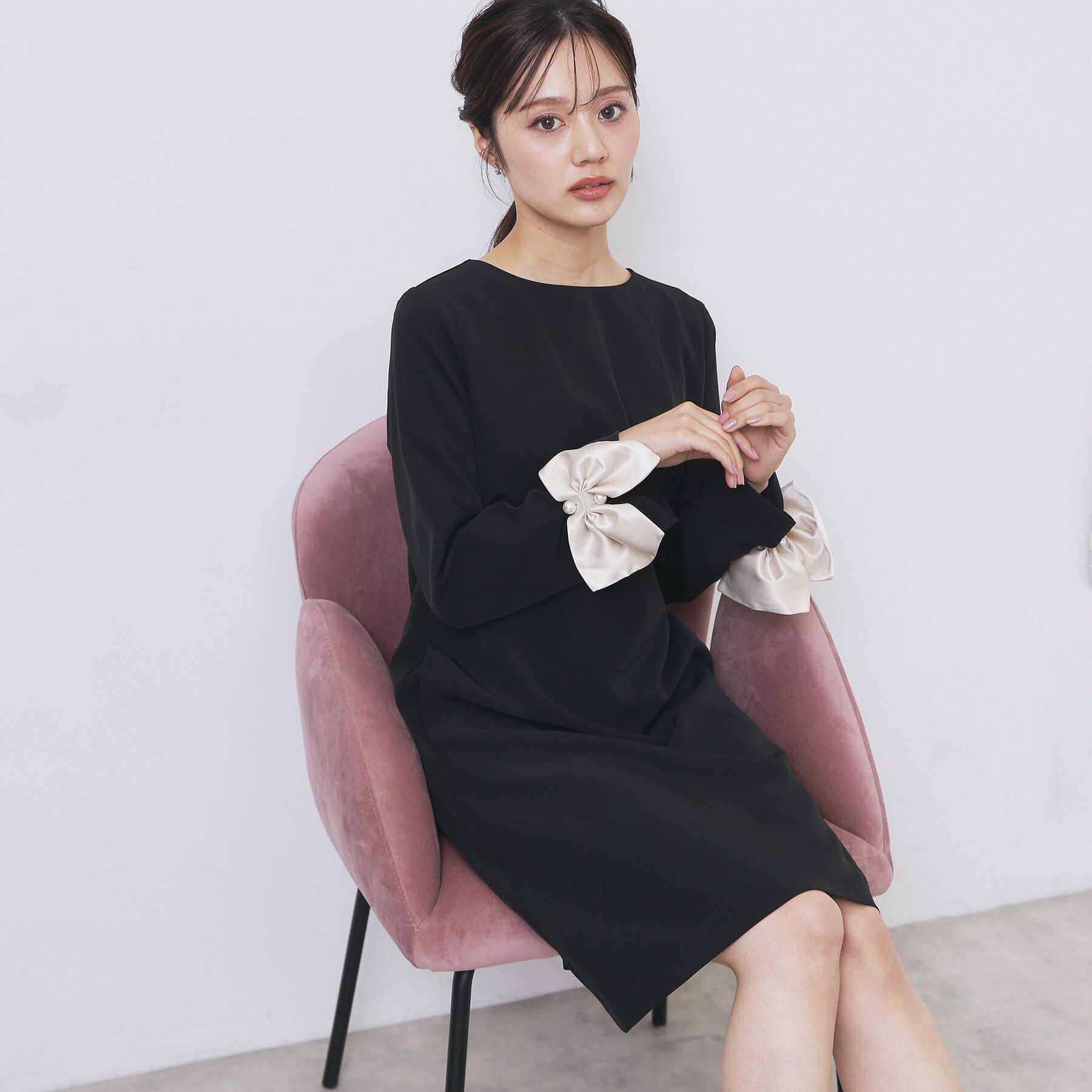 index「ダブルクロスリボンスリーブワンピース【洗濯機OK】」|ワンピース|ブラック(019)