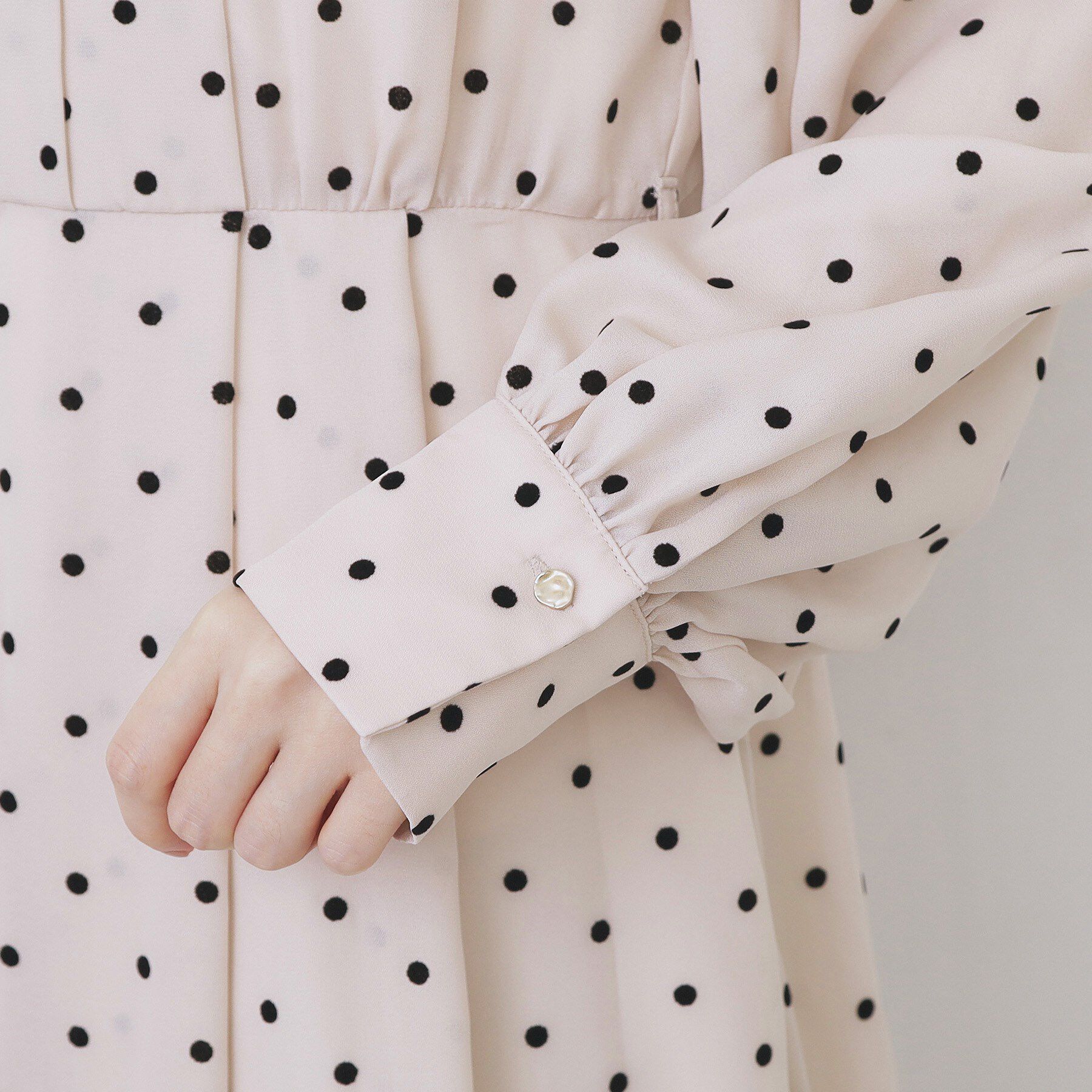 index「ドットデザインタックワンピース【洗濯機OK/イージーアイロン】」|ワンピース|