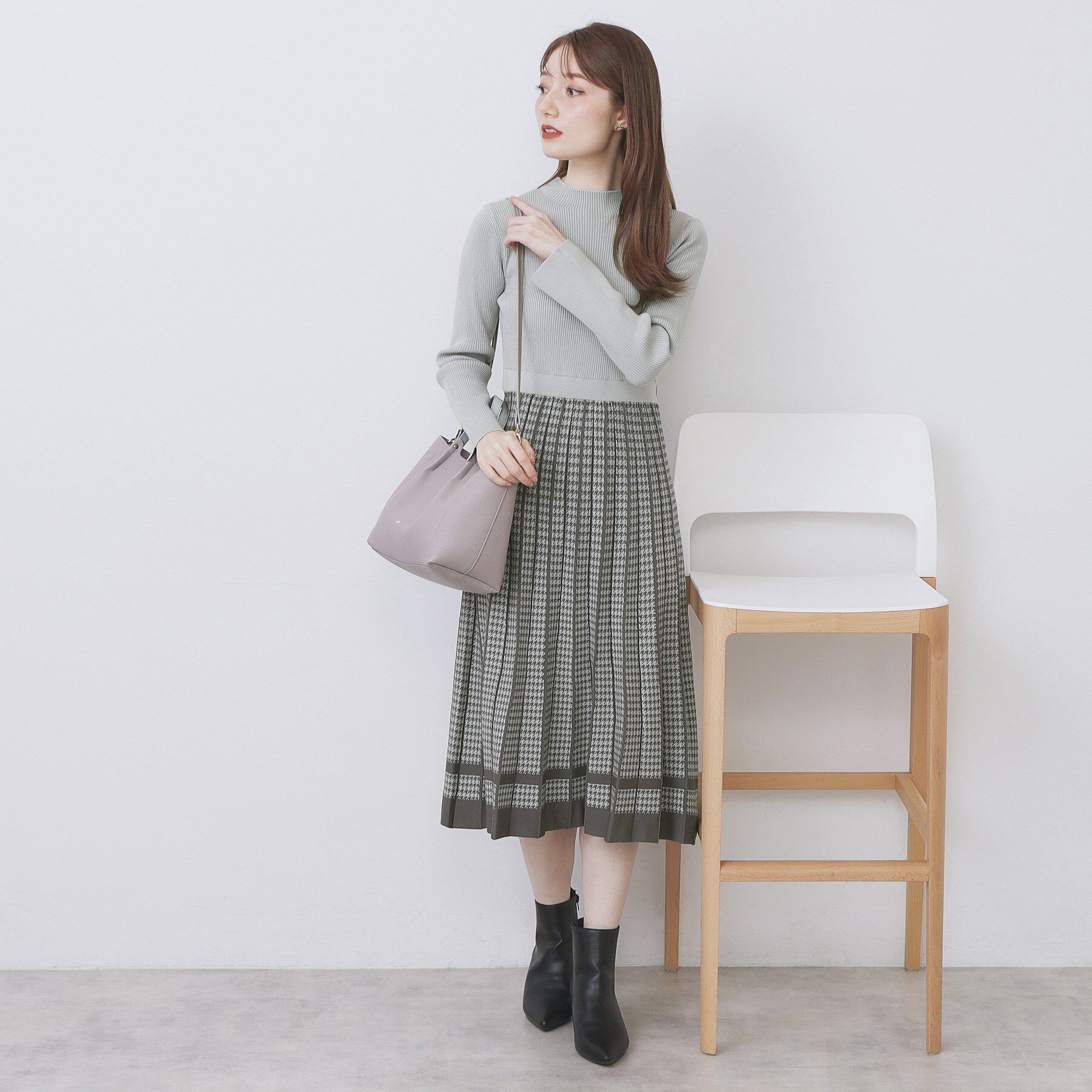 index「千鳥チェックバイカラーニットワンピース【洗濯機OK/抗ピル】」|ワンピース|