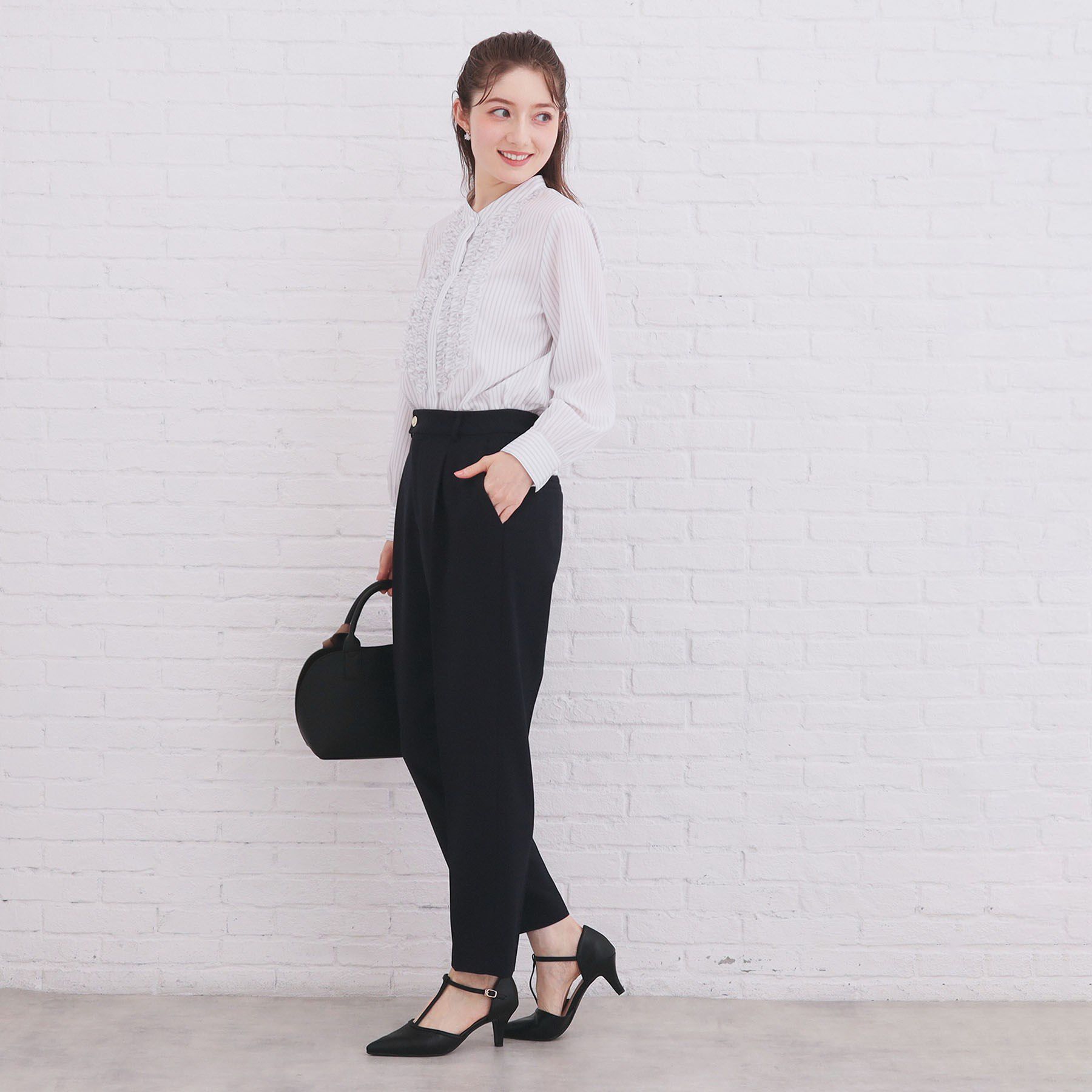 index「バンドカラーフリルブラウス【洗濯機OK/イージーアイロン】」|シャツ・ブラウス|