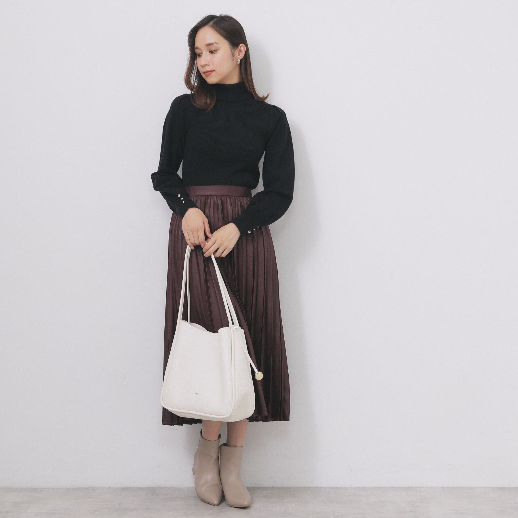 index「タートルネックタックパフスリーブニット【洗濯機OK】」|ニット・セーター|