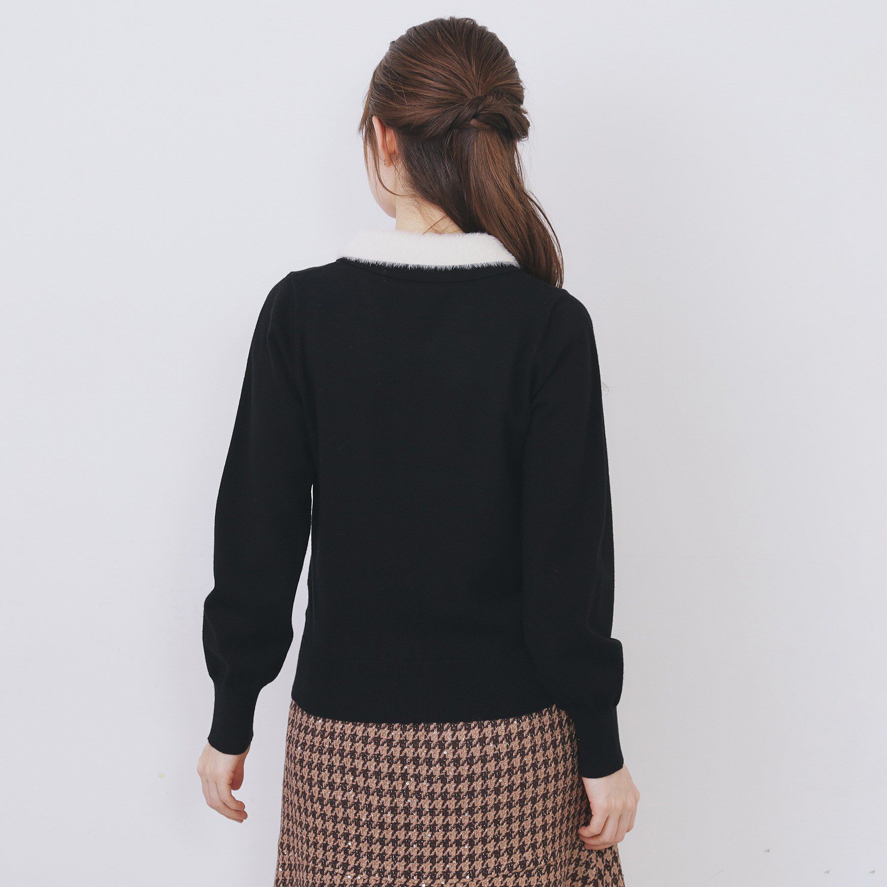 index「ダブルビジューフェザー衿付きニット【洗濯機OK】」|ニット・セーター|