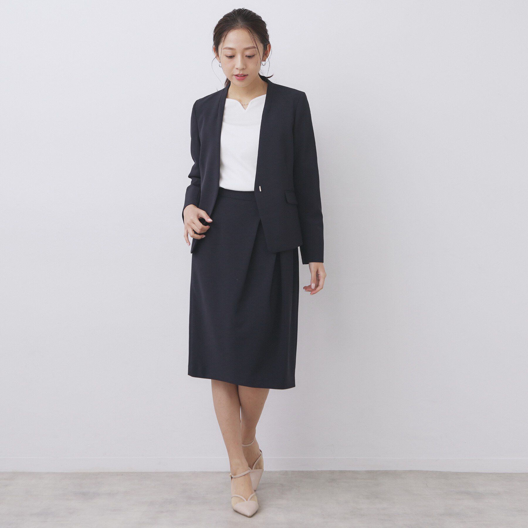 index「アシンメトリーストレッチタックスカート/セットアップ対応【洗濯機OK/防シワ/イージーアイロン】」|スカート|