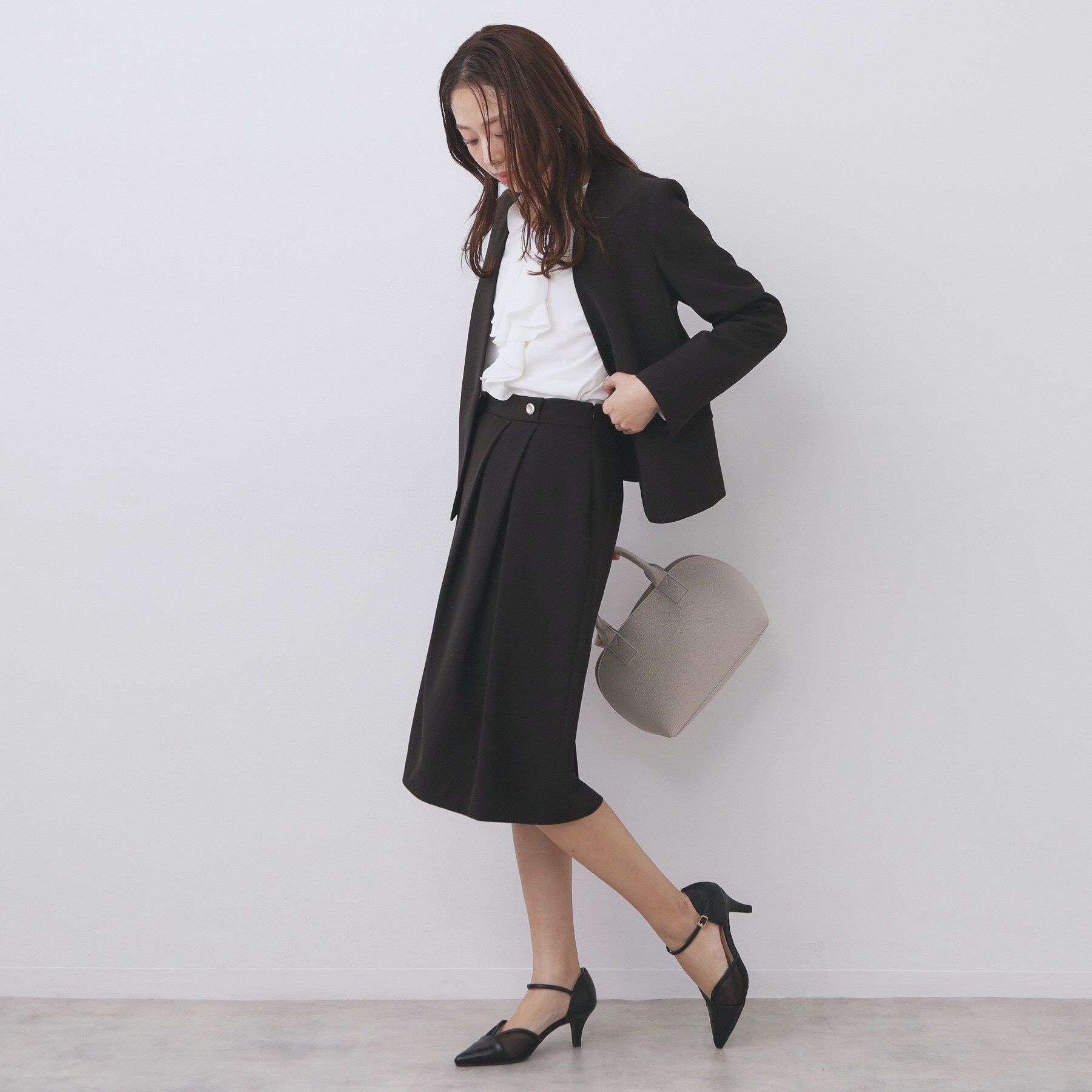 index「アシンメトリーストレッチタックスカート/セットアップ対応【洗濯機OK/防シワ/イージーアイロン】」|スカート|