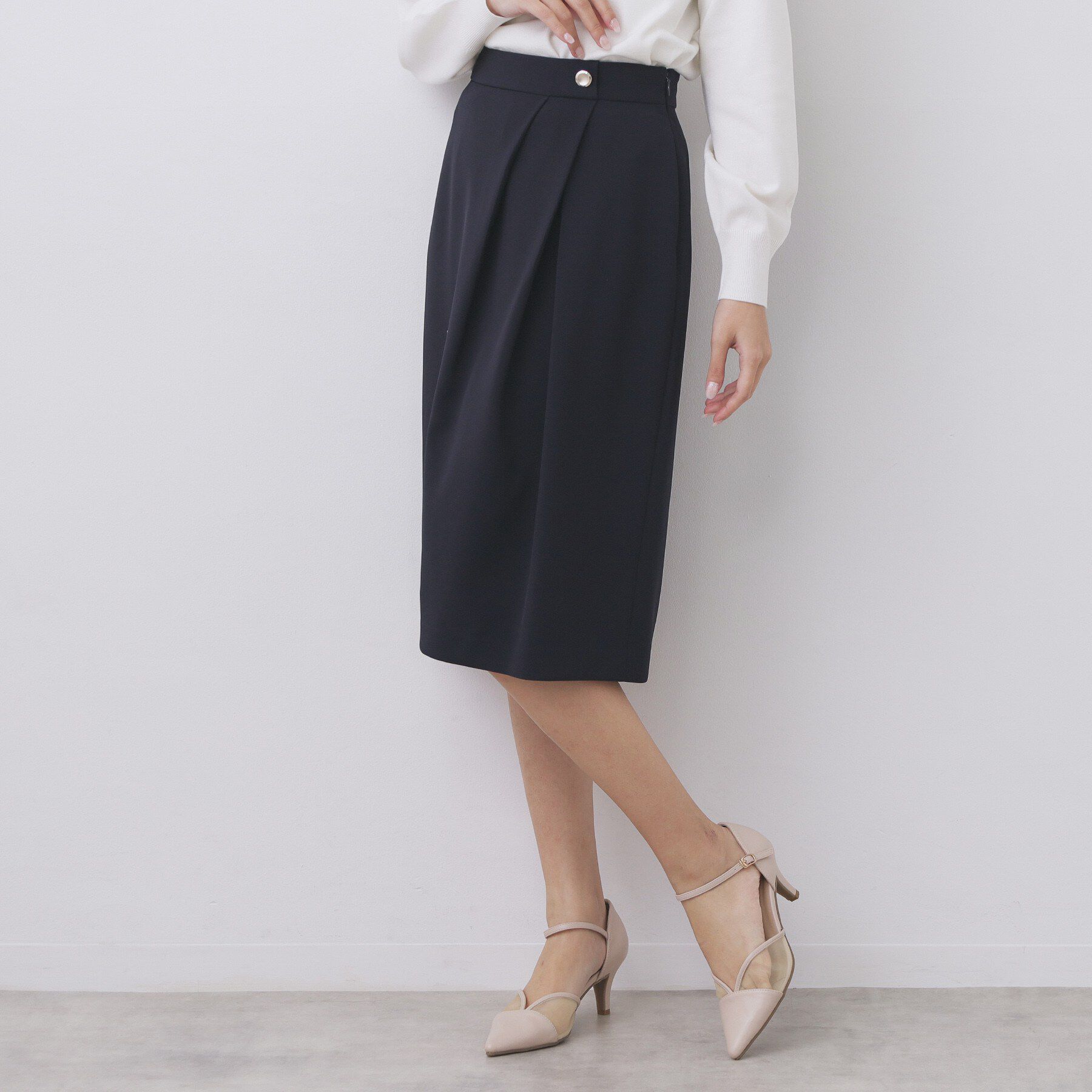 index「アシンメトリーストレッチタックスカート/セットアップ対応【洗濯機OK/防シワ/イージーアイロン】」|スカート|ネイビー(094)