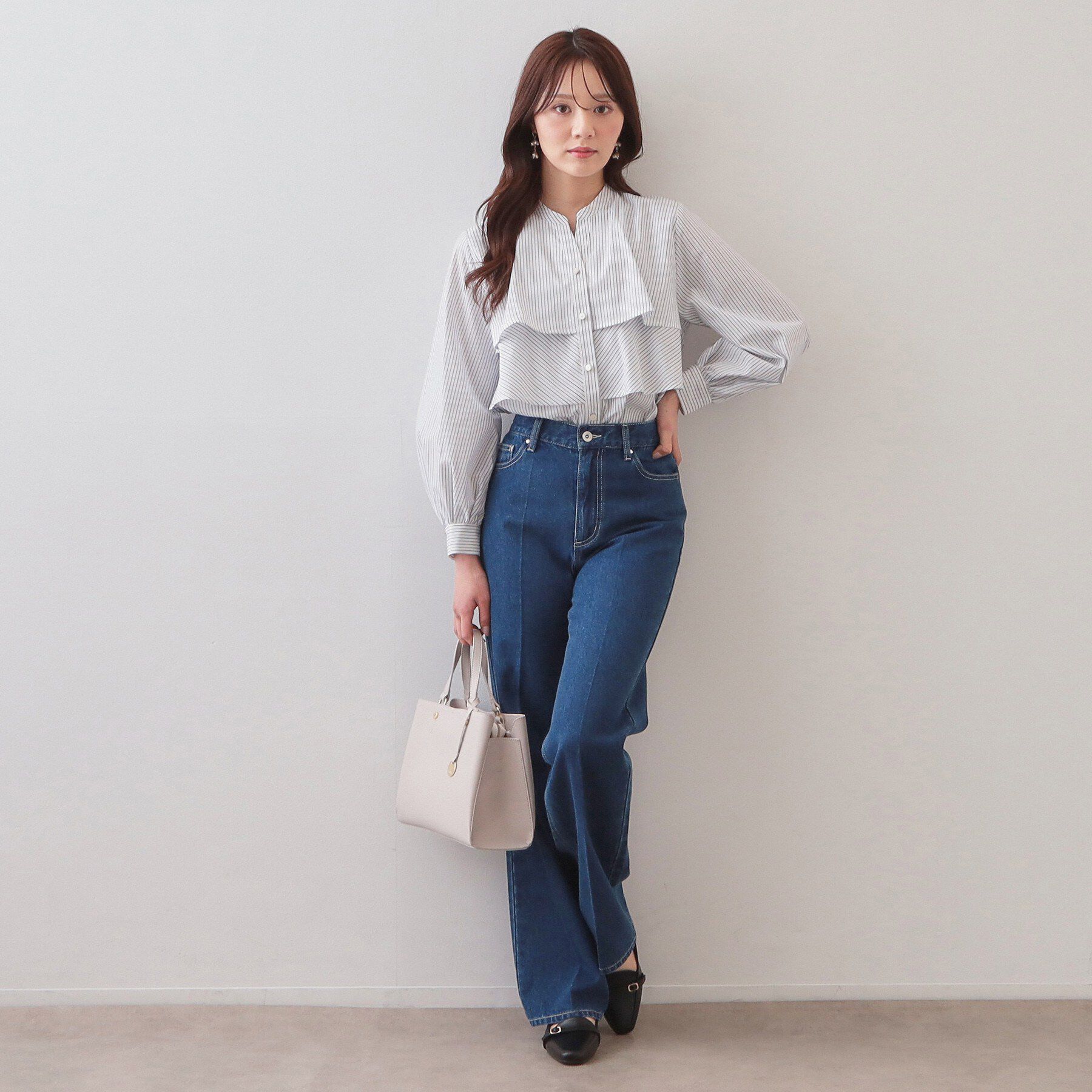 index「フリルキーネックシャツ【洗濯機OK/イージーアイロン/防シワ】《XS～LL/7col》」|シャツ・ブラウス|