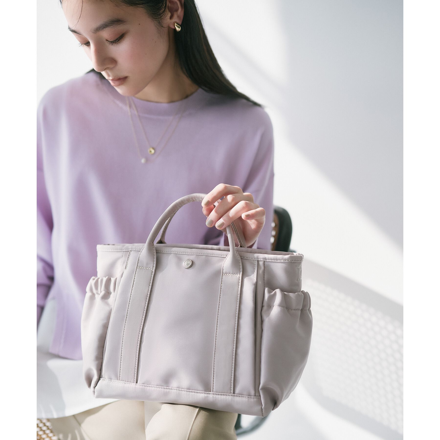 OPAQUE.CLIP「【軽量／撥水加工／2WAY】マルチポケットミドルトートバッグ」|トートバッグ|