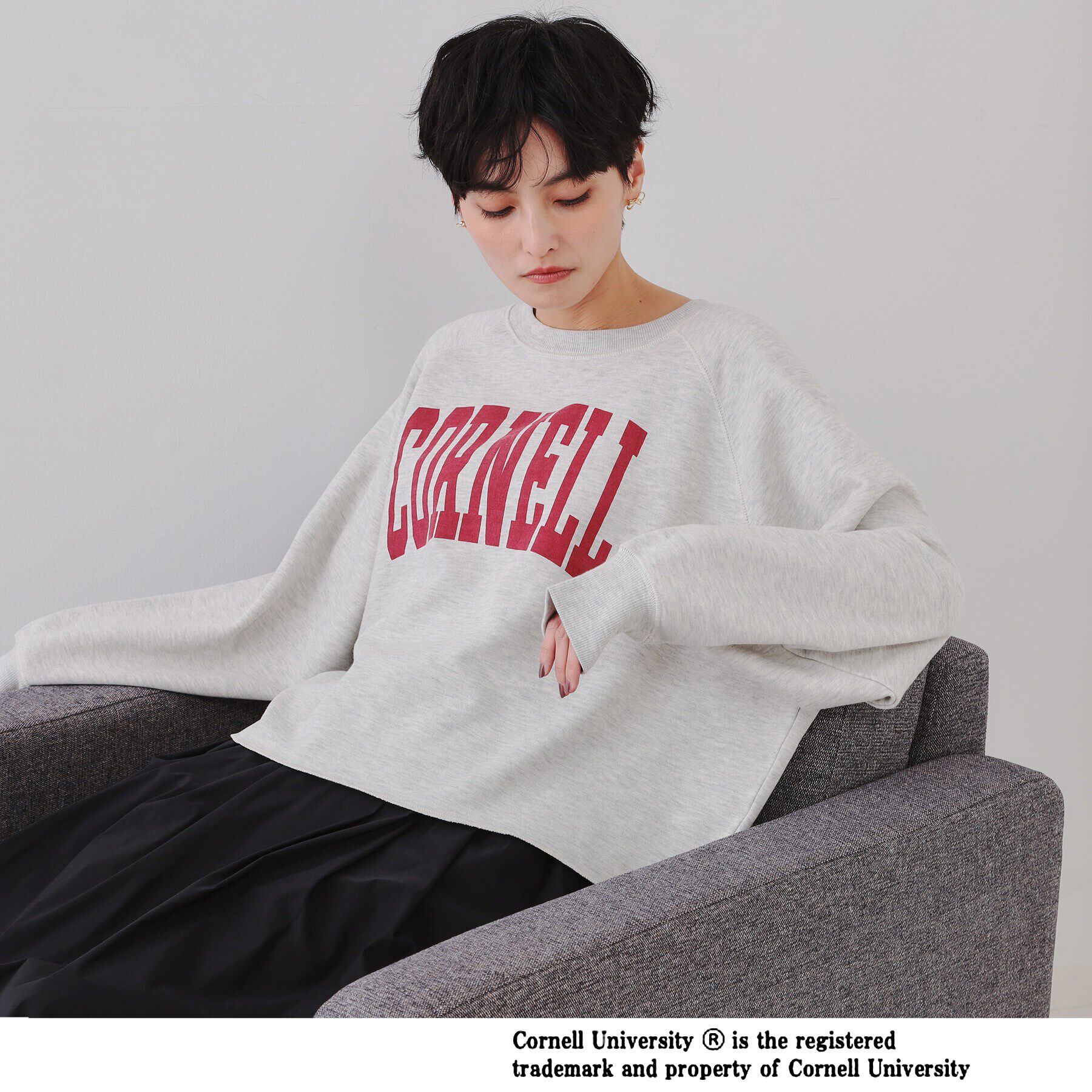 OPAQUE.CLIP「カレッジロゴ スウェットプルオーバー」|パーカー|グレー(012)