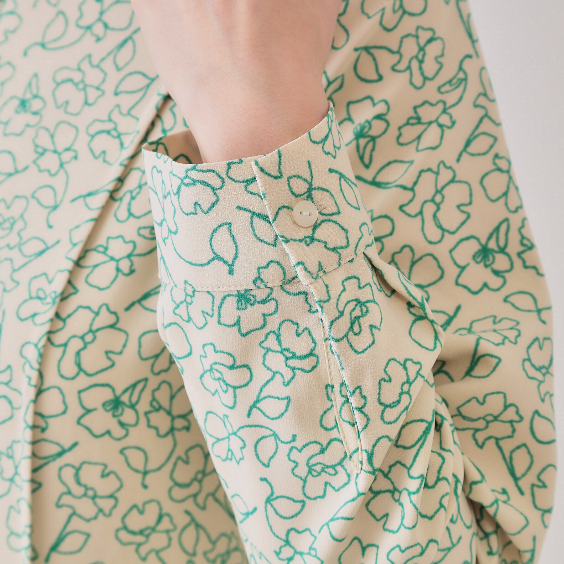 OPAQUE.CLIP「フラワープリントワンピース【洗濯機洗い可】」|ワンピース|