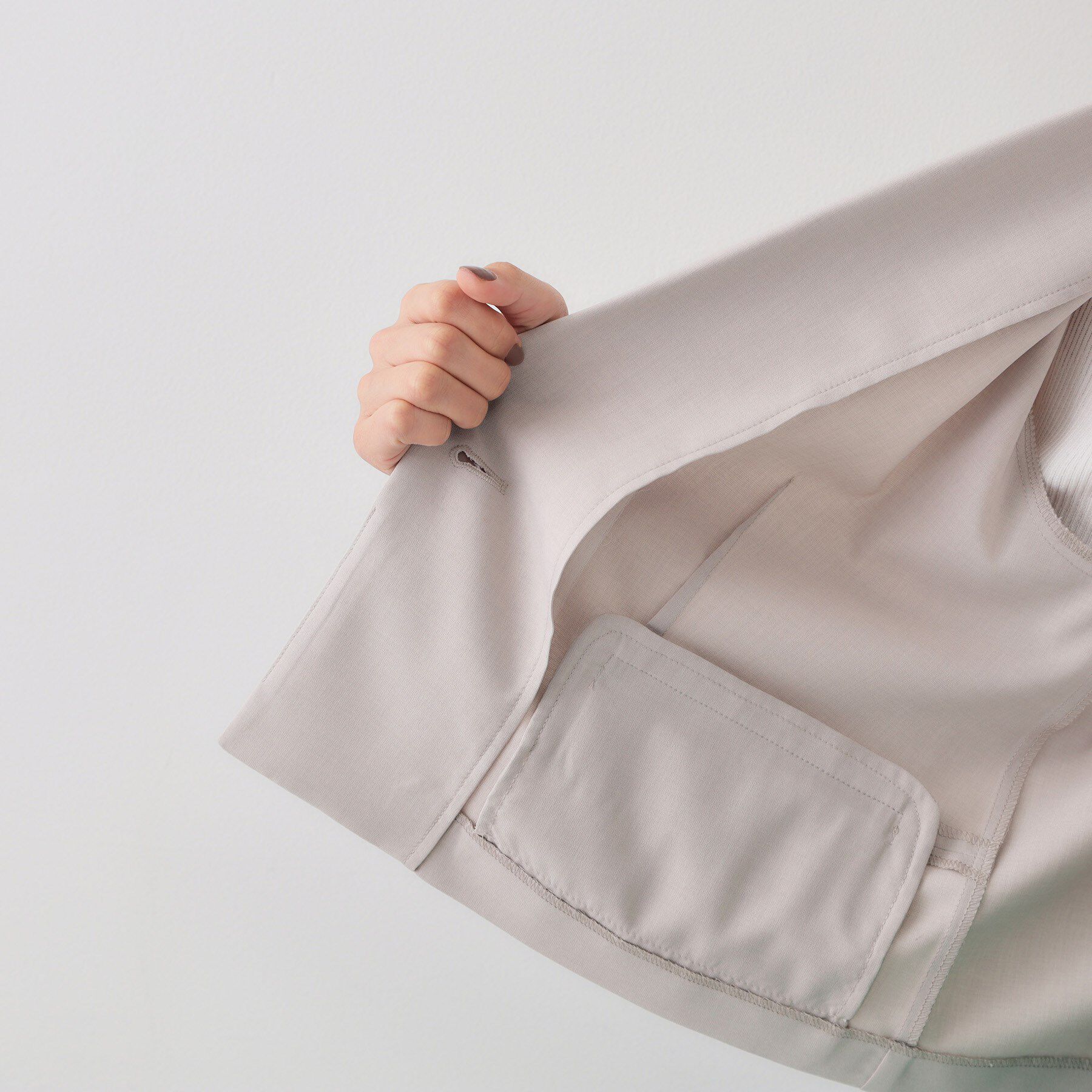 OPAQUE.CLIP「ストレッチリネンライクショートテーラードジャケット【UV/洗濯機洗い可/抗ピル】」|テーラードジャケット|