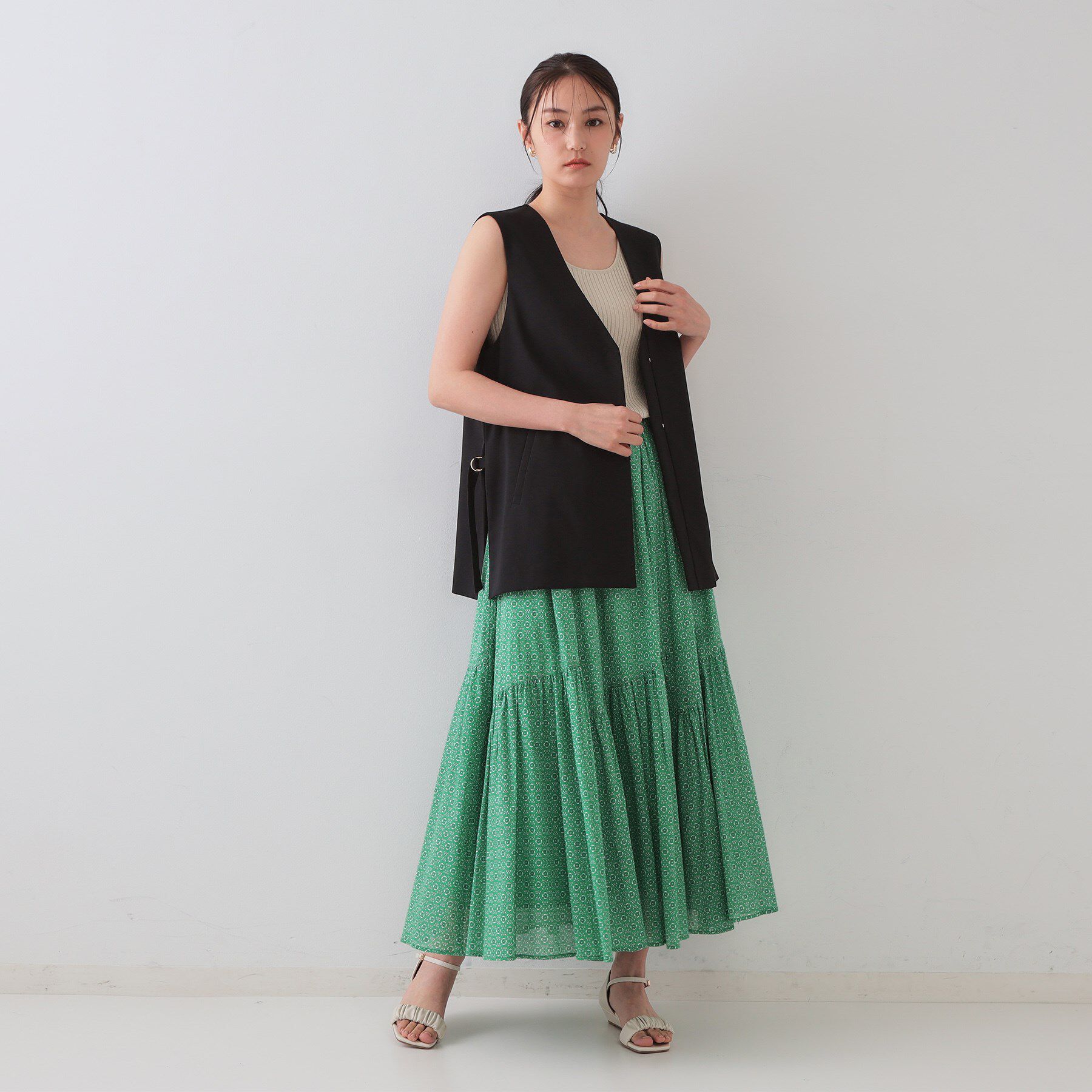 OPAQUE.CLIP「ストレッチVネックジレ/セットアップ対応【UV/接触冷感/洗濯機洗い可/抗ピル】」|ベスト・ジレ|